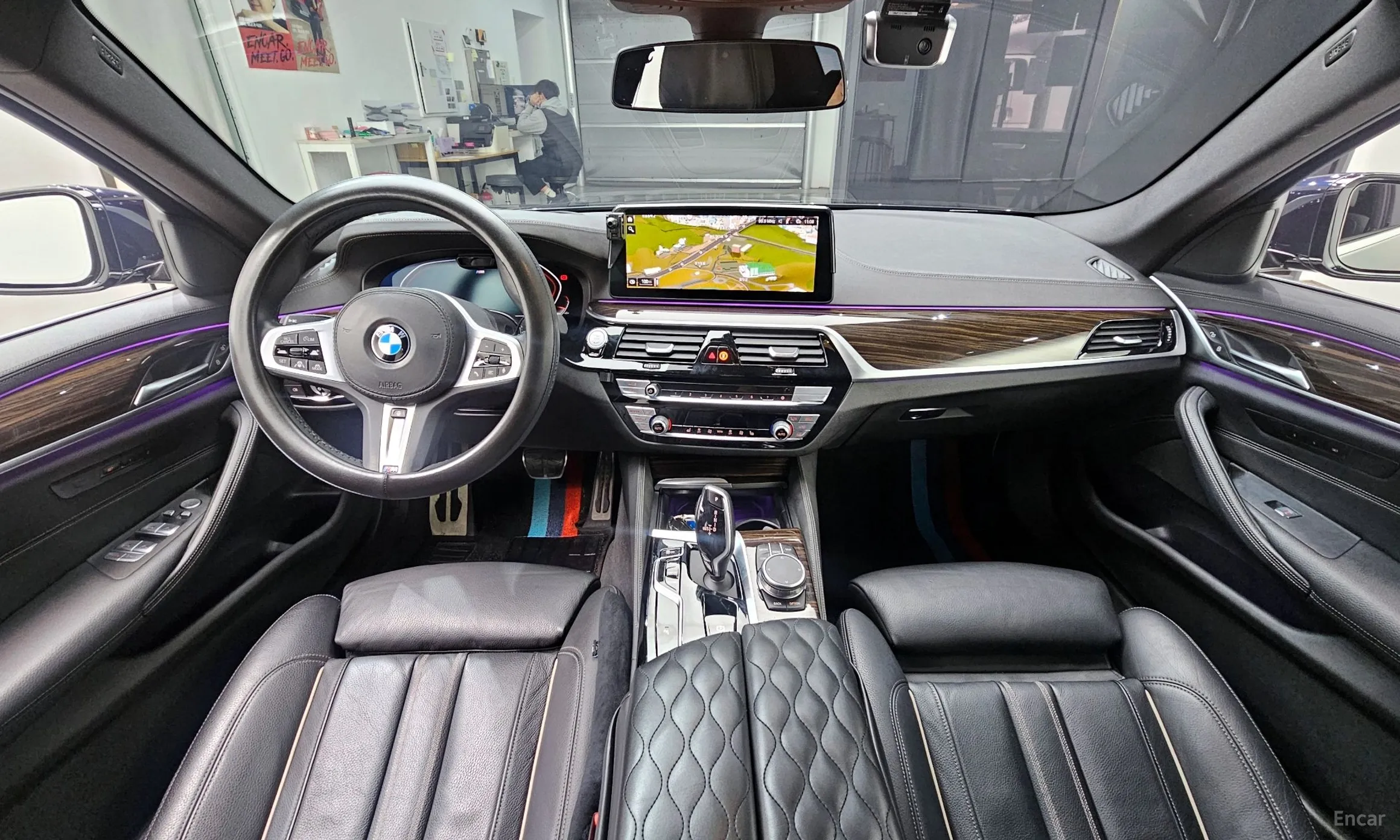 BMW 5 Series (G30) превью 7