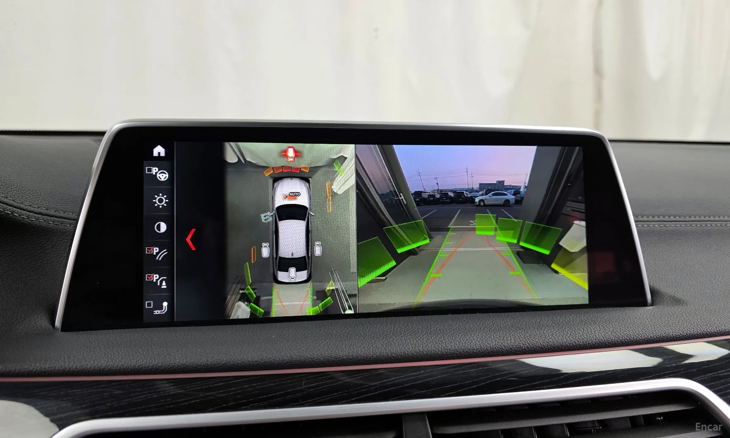 BMW 7 Series (G11) превью 15