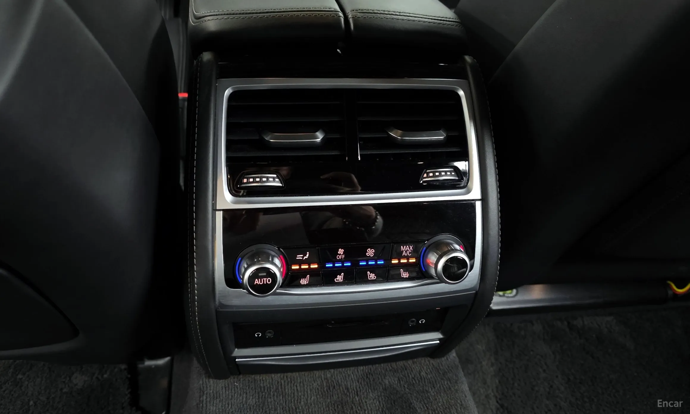 BMW 7 Series (G11) превью 18