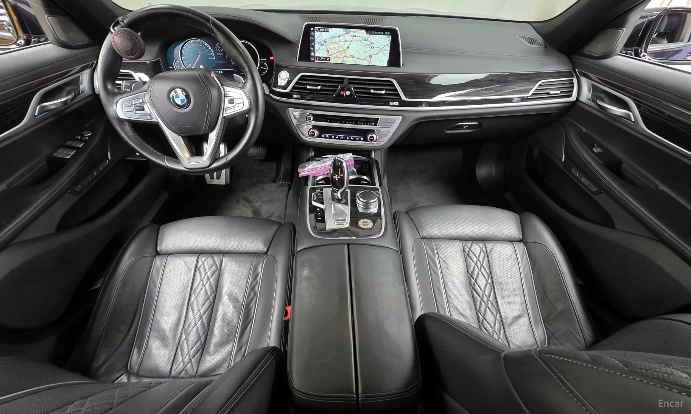 BMW 7 Series (G11) превью 7