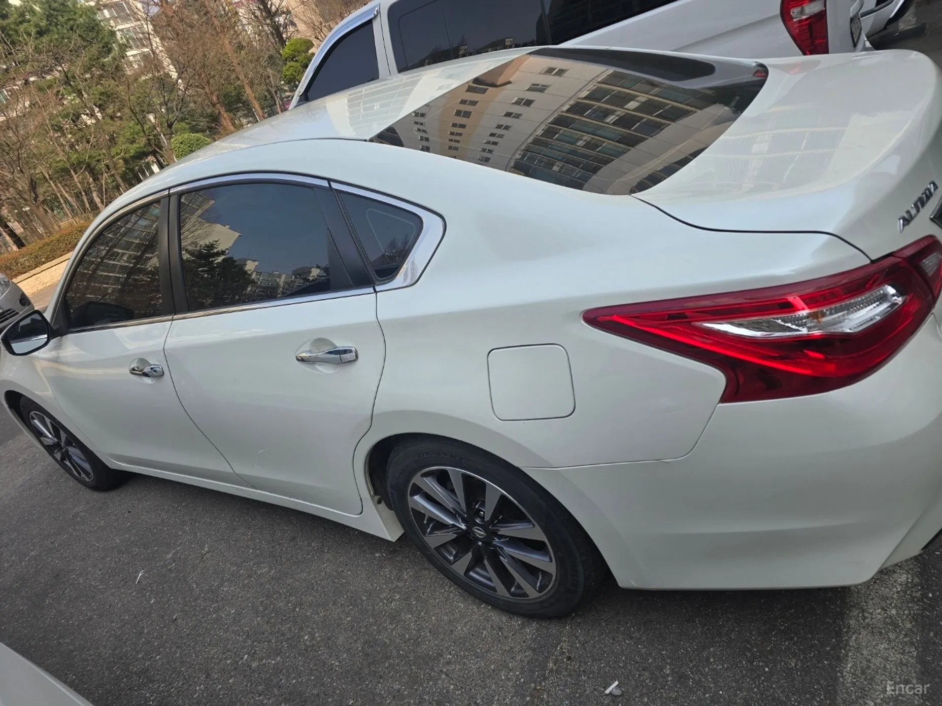 Nissan Altima превью 4