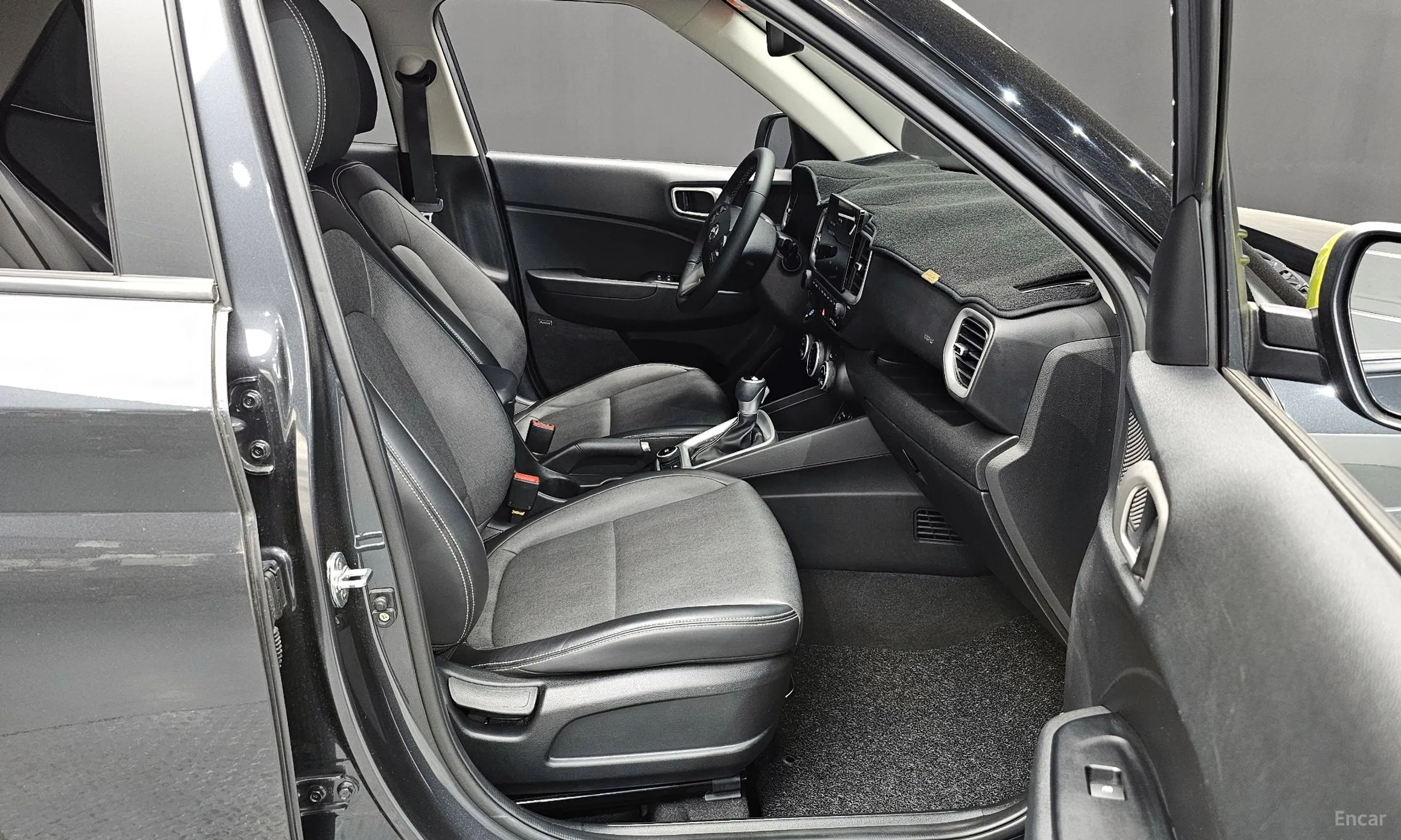 Hyundai Venue превью 11