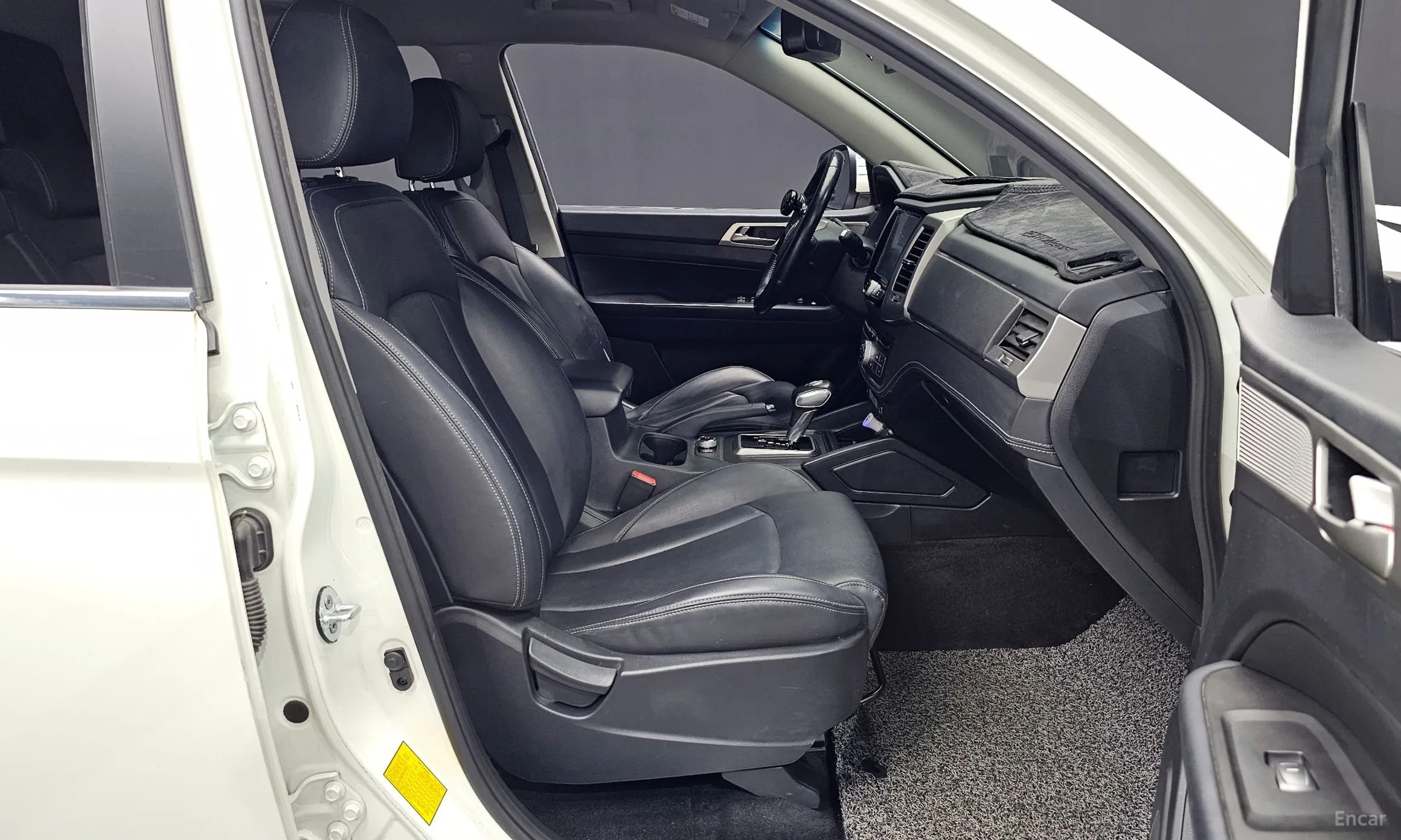 KG Mobility (SsangYong) Rexton Sports превью 11