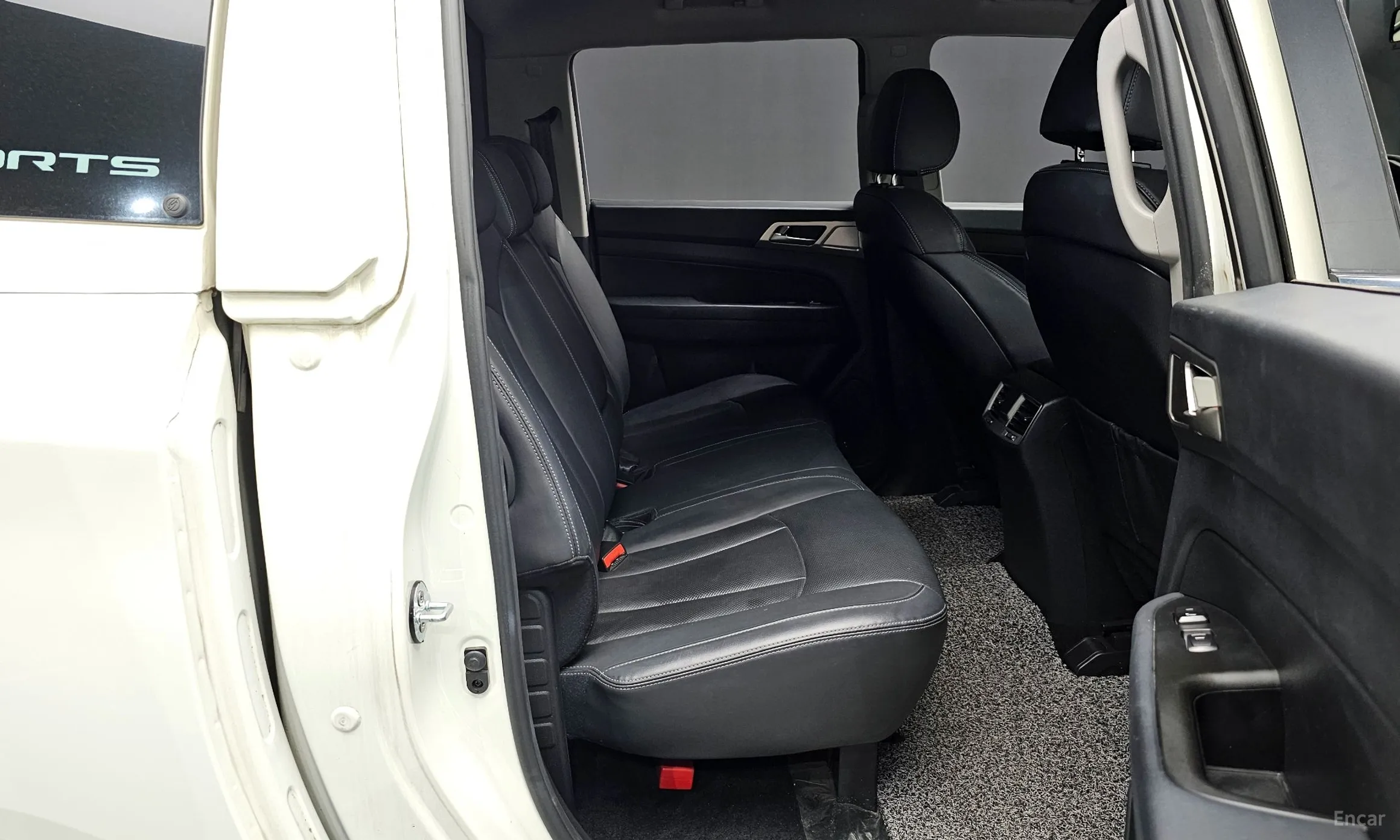 KG Mobility (SsangYong) Rexton Sports превью 12