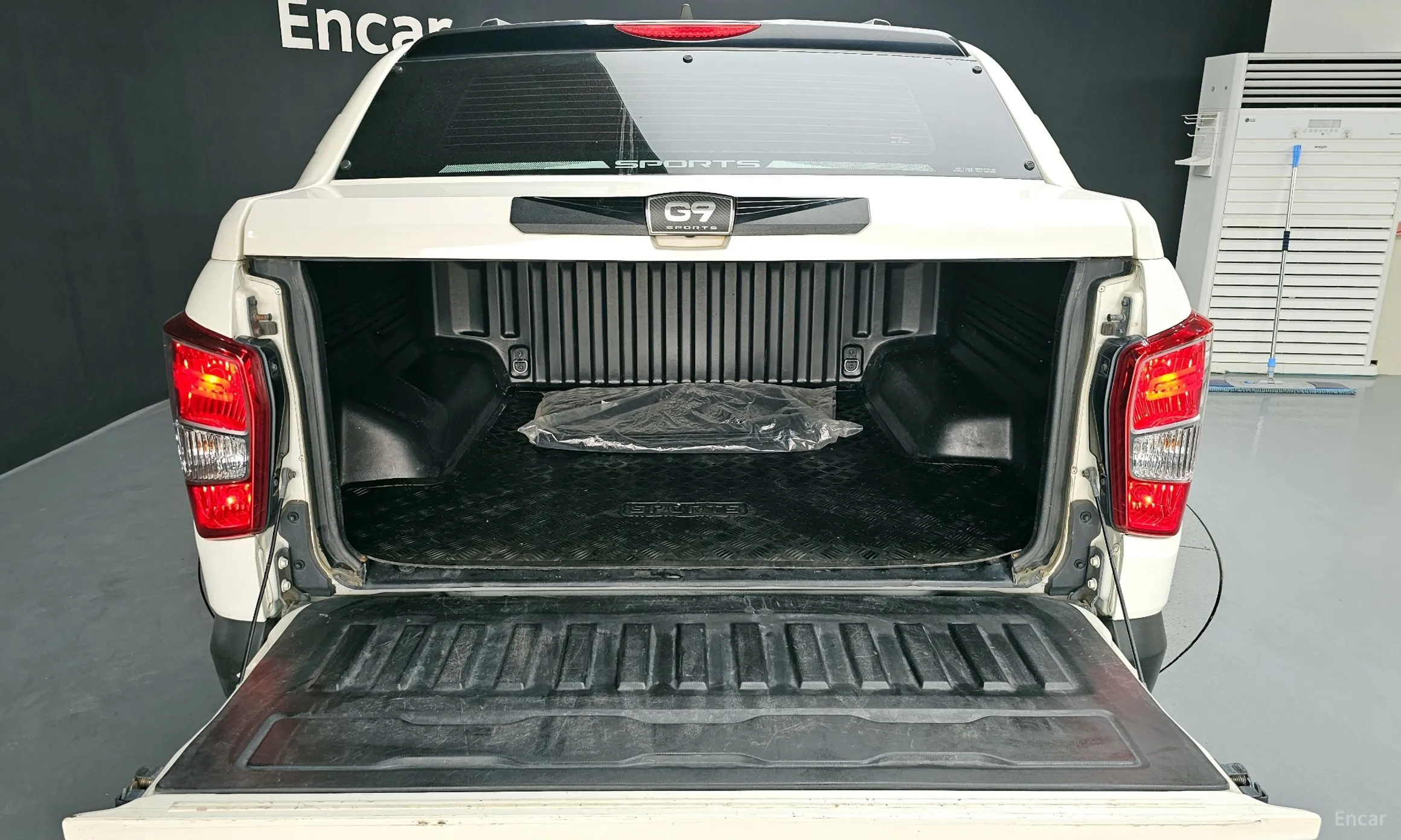 KG Mobility (SsangYong) Rexton Sports превью 20