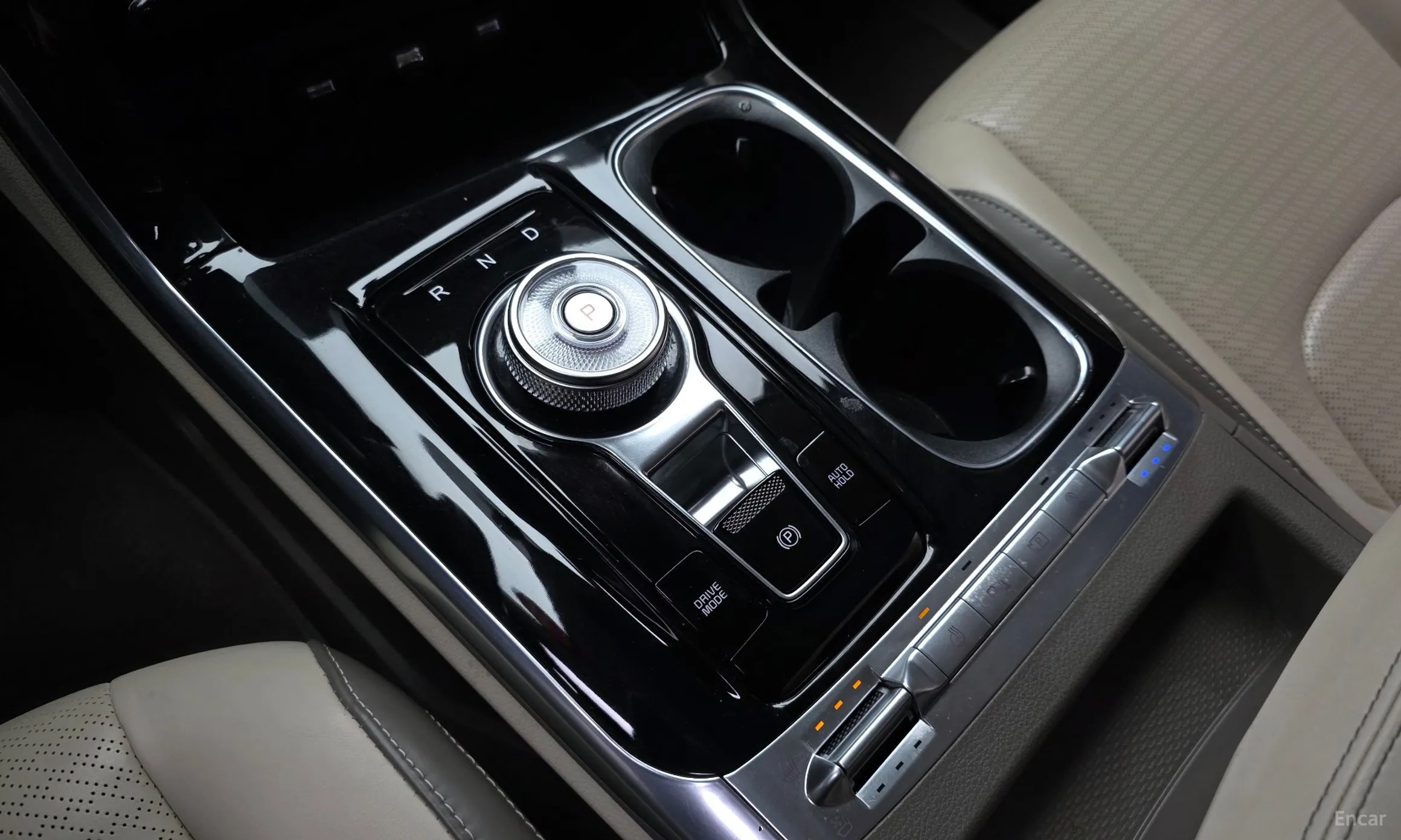 Kia Carnival Gen 4 превью 9