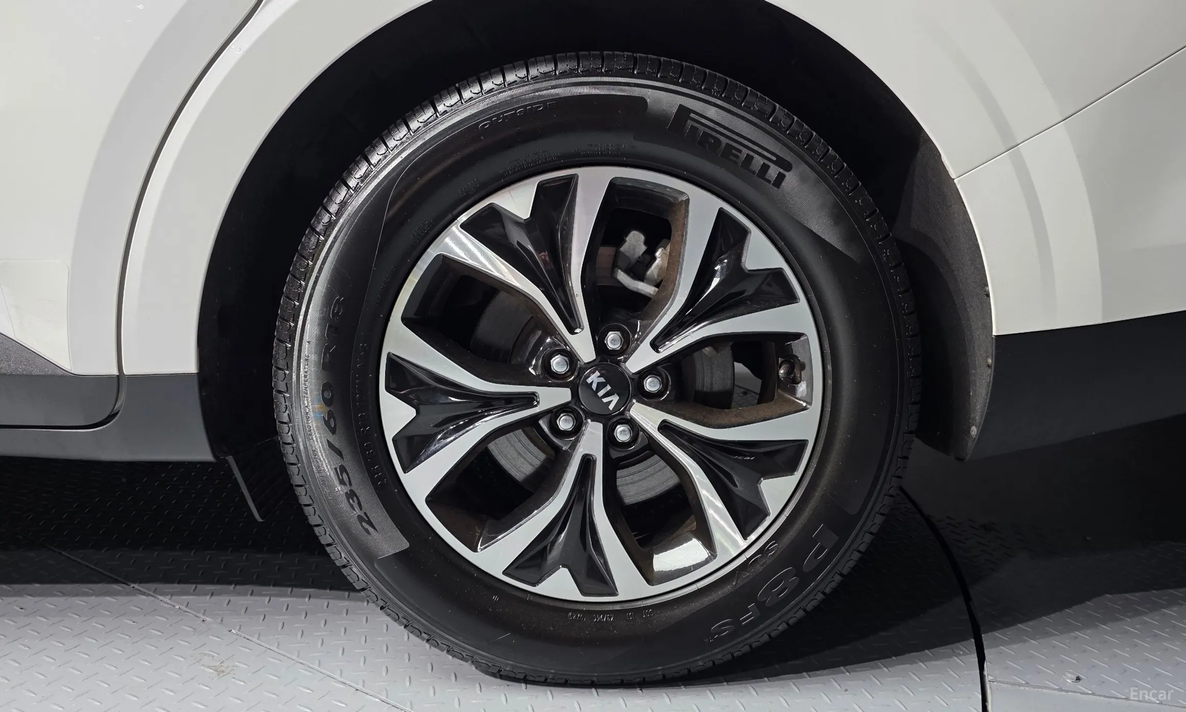 Kia Carnival Gen 4 превью 5