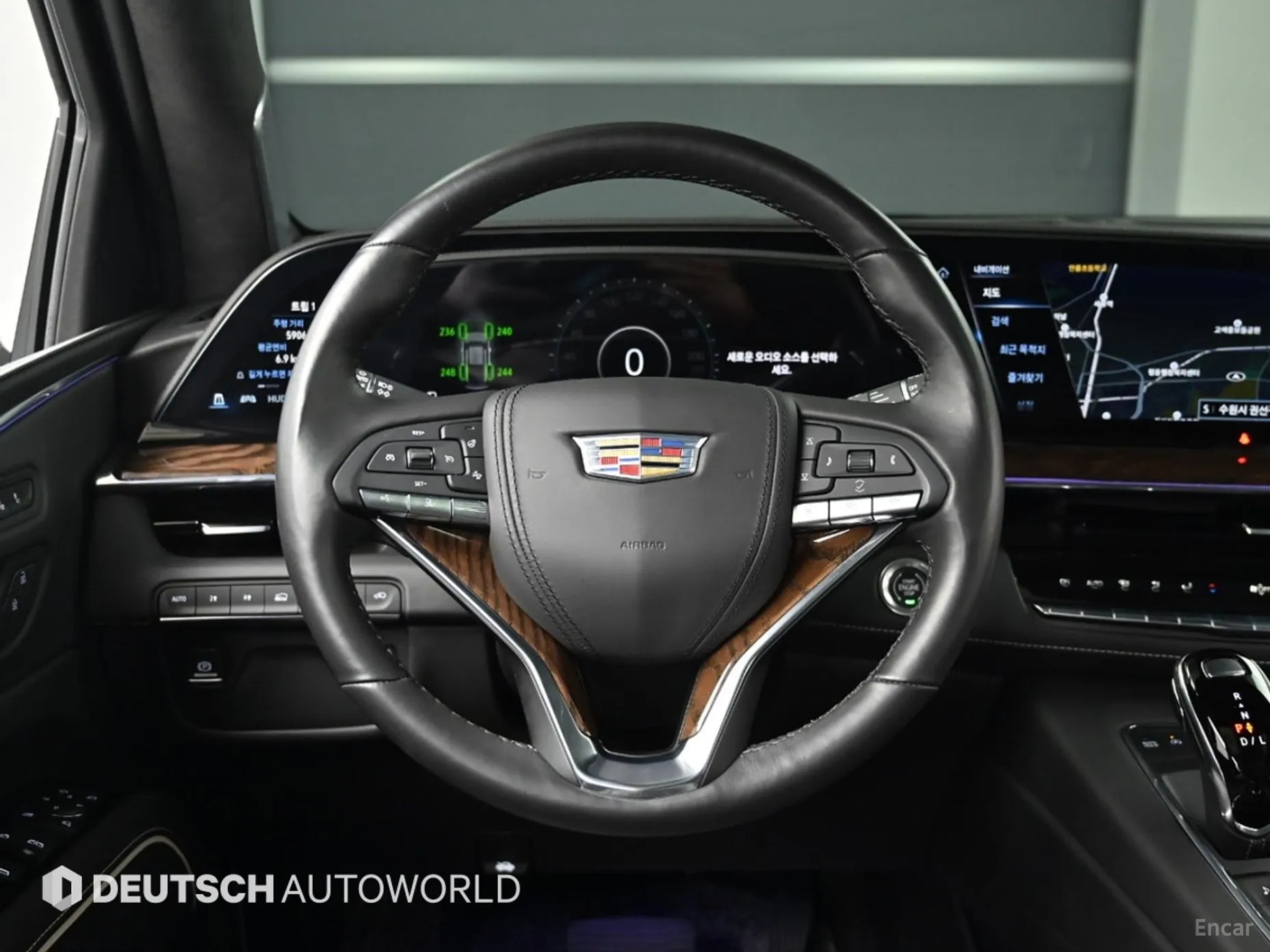 Cadillac Escalade 5th Generation превью 13