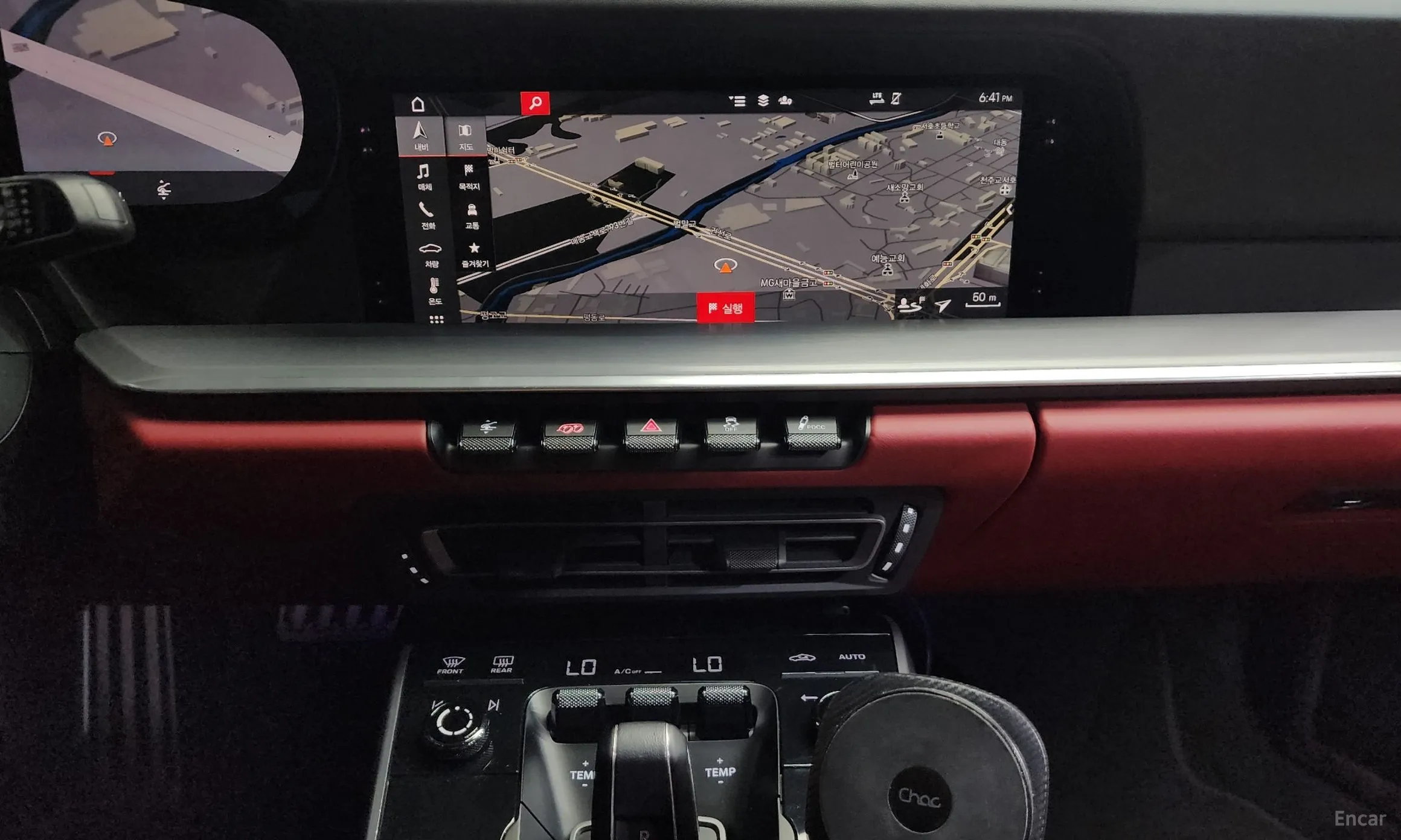 Porsche 911 (992) превью 15
