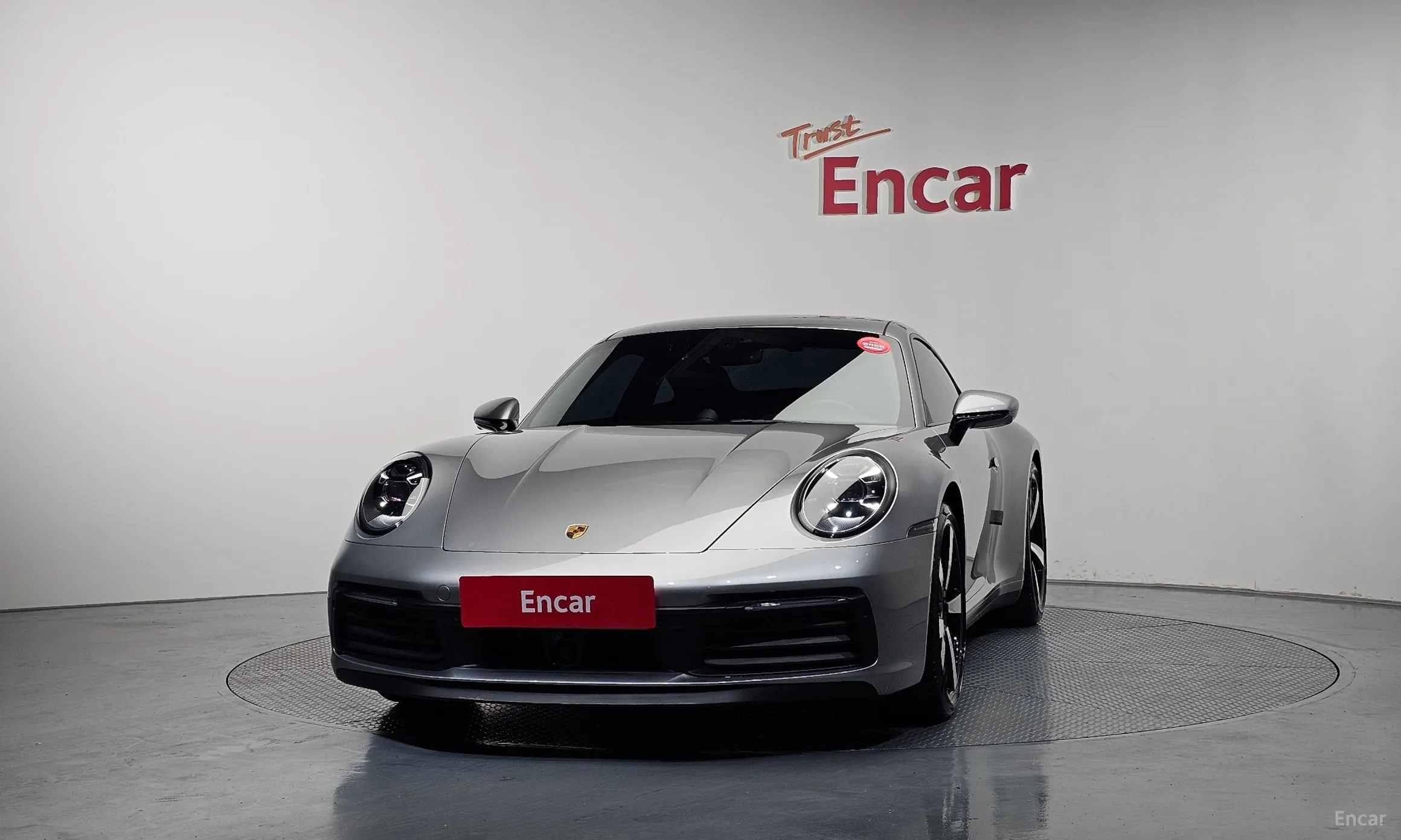 Porsche 911 (992) превью 3