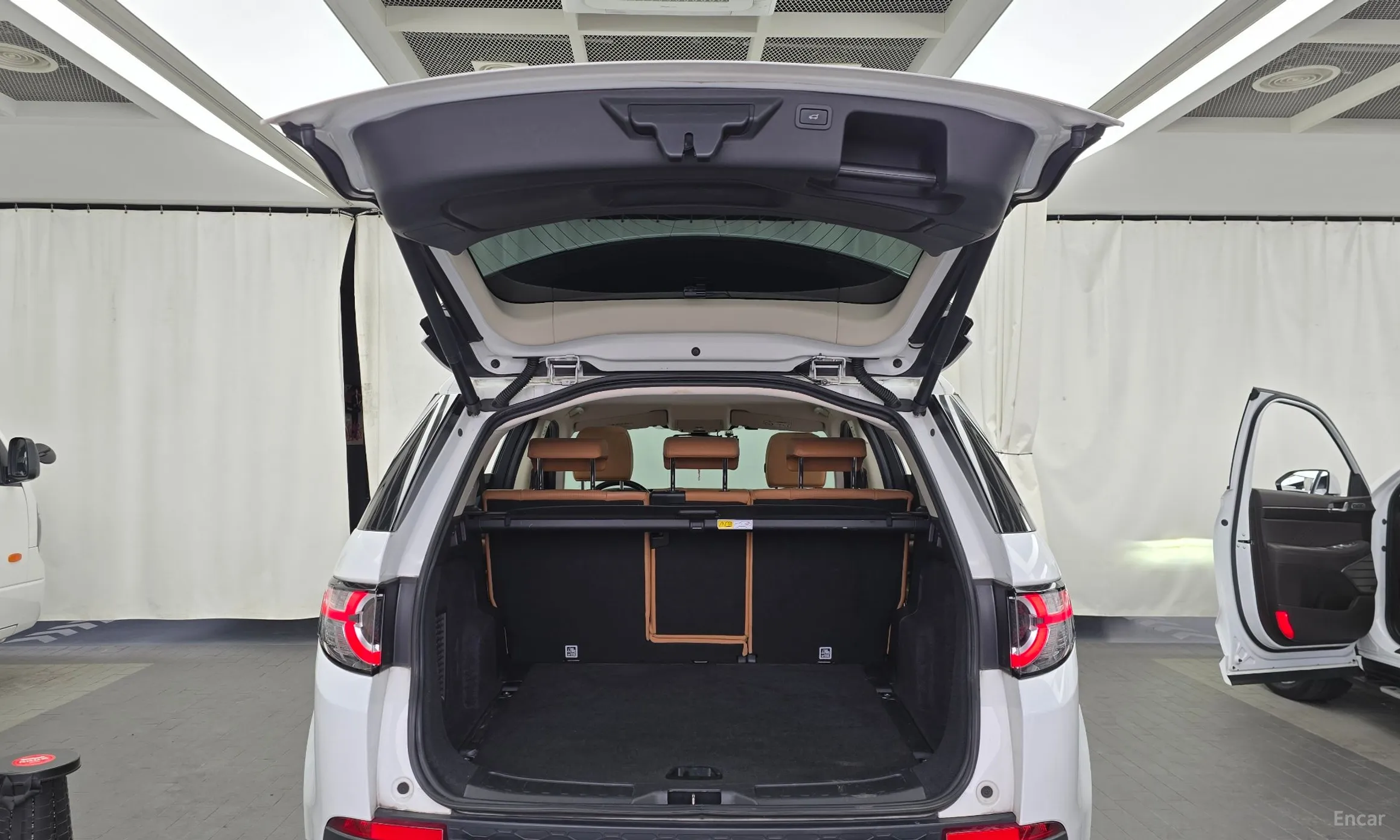 Land Rover Discovery Sports превью 20