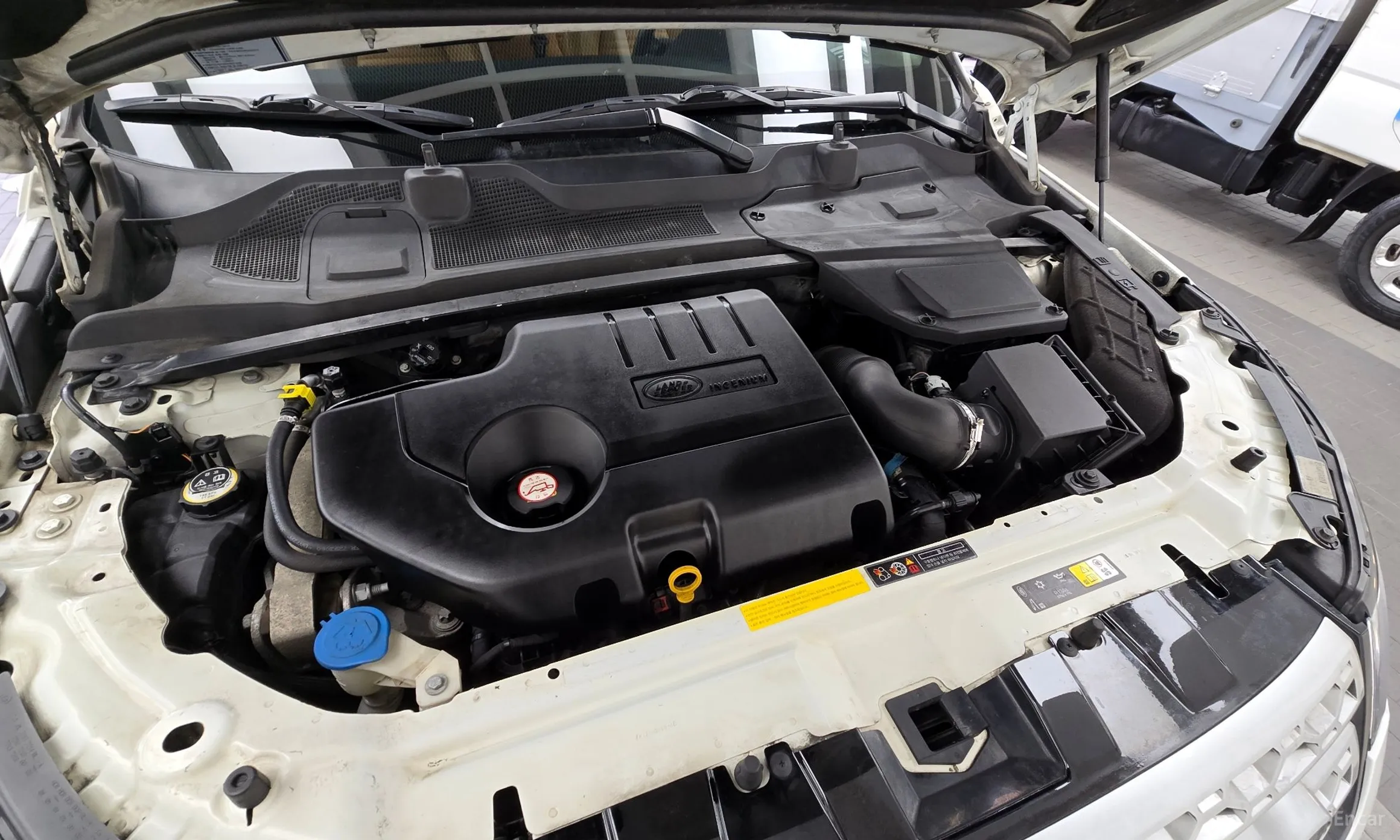 Land Rover Discovery Sports превью 6