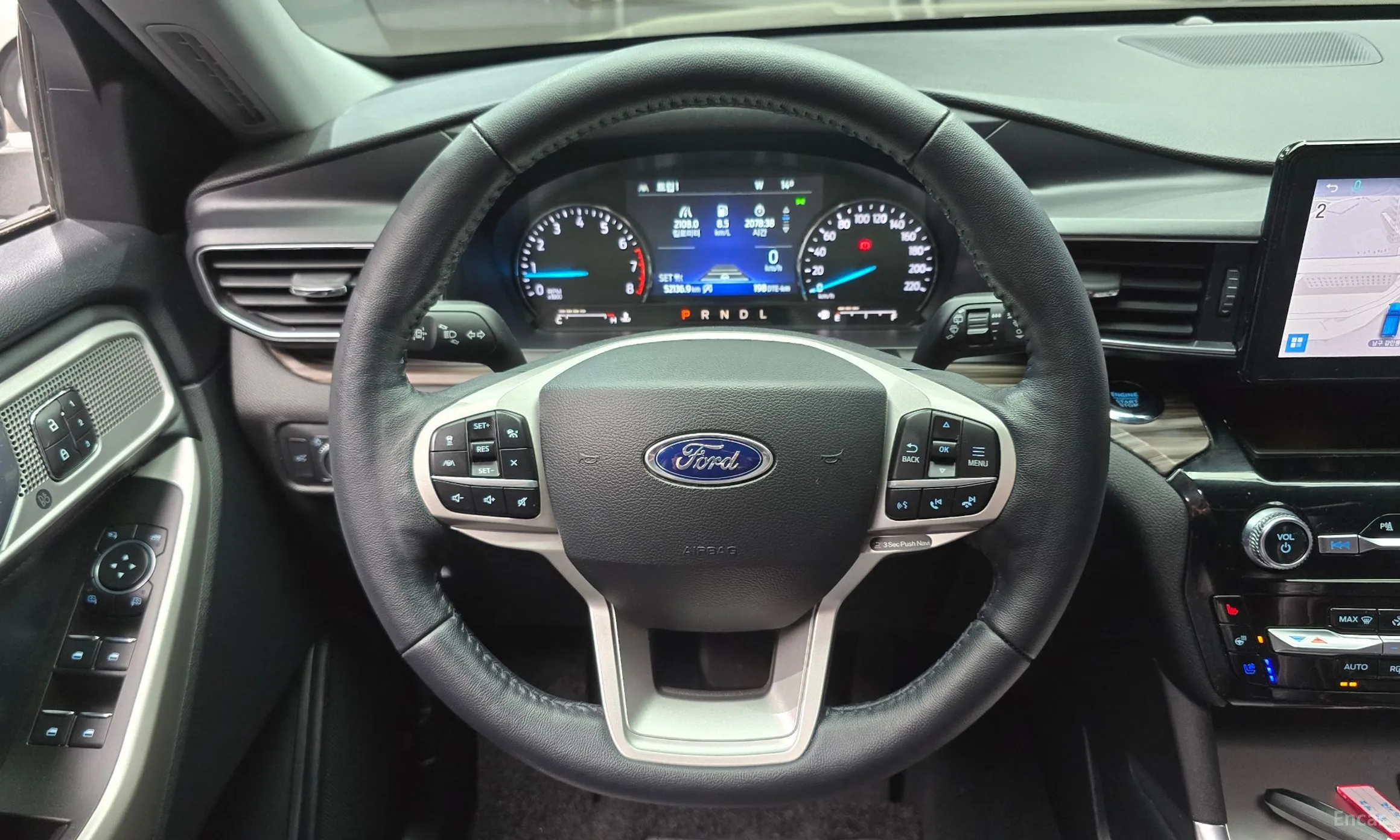 Ford Explorer 6th Generation превью 14