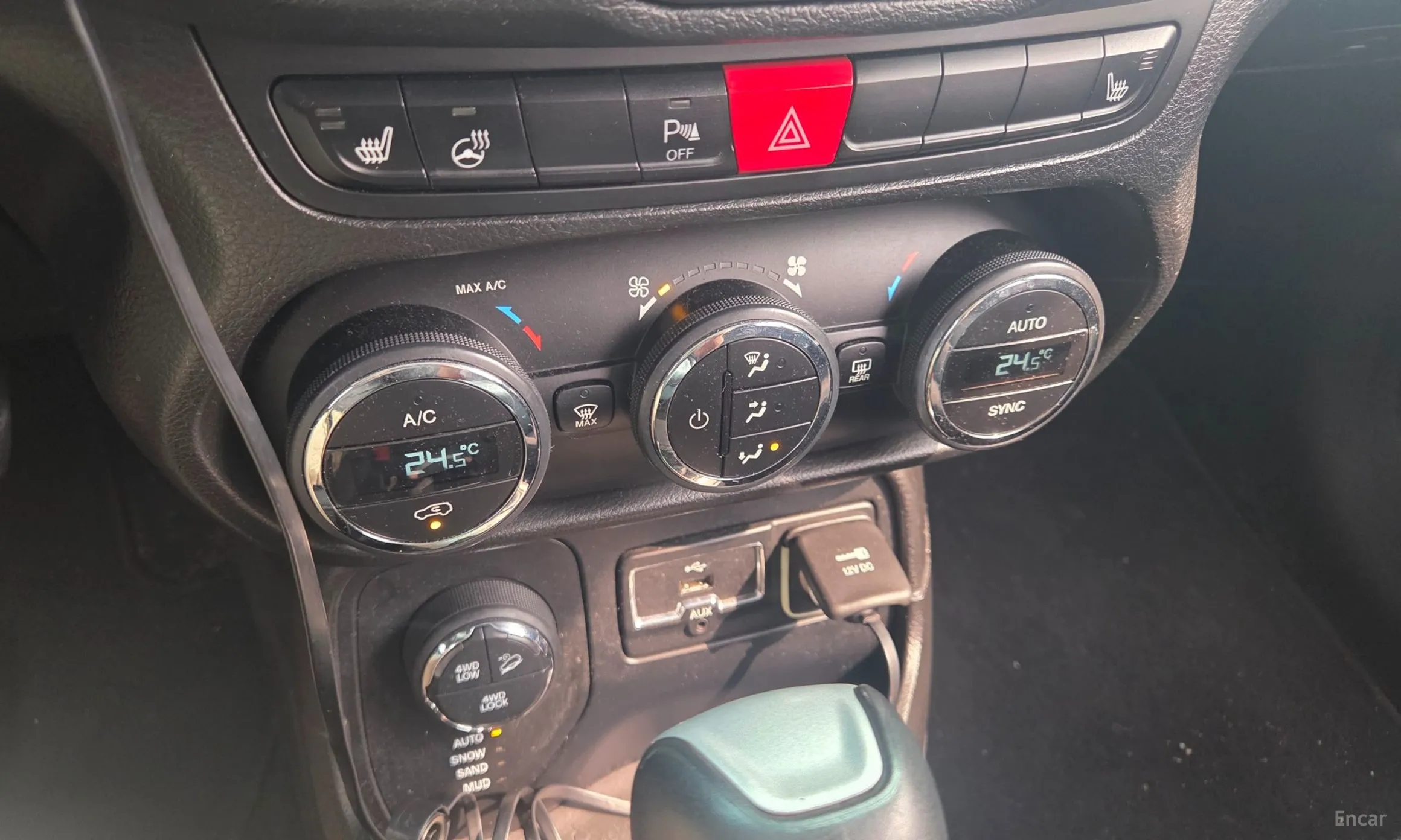 Jeep Renegade превью 16