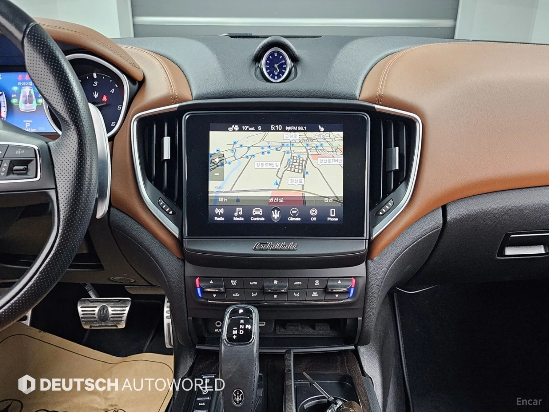 Maserati Ghibli превью 14