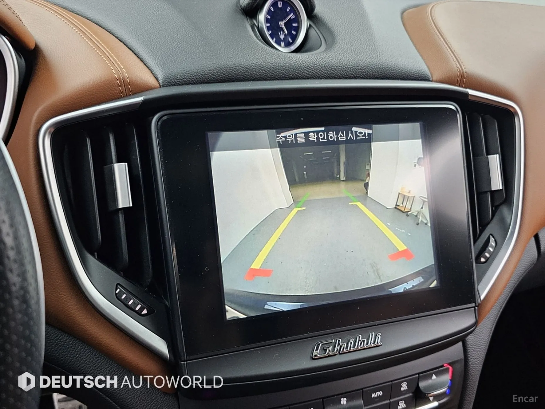 Maserati Ghibli превью 15