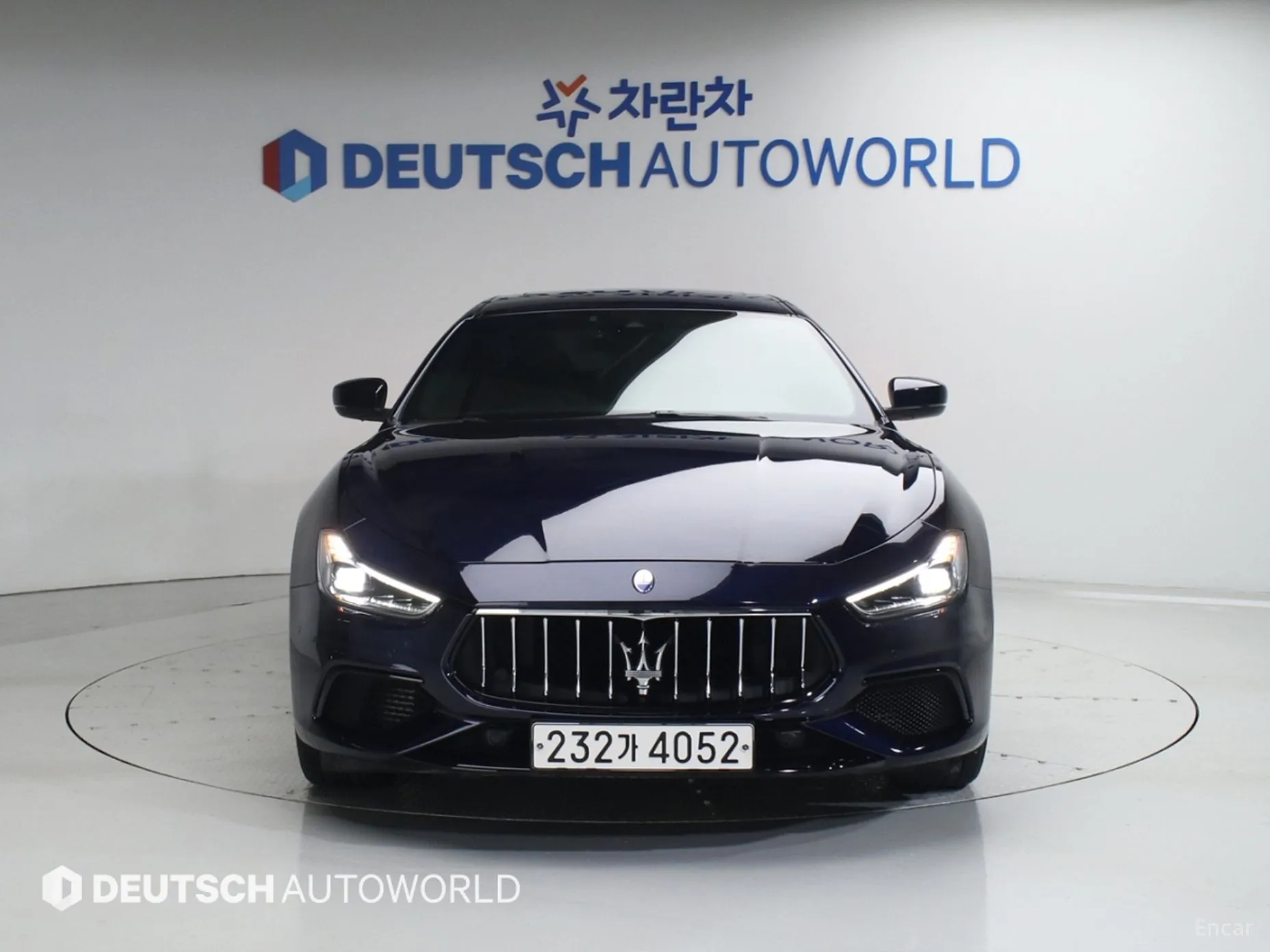 Maserati Ghibli превью 3