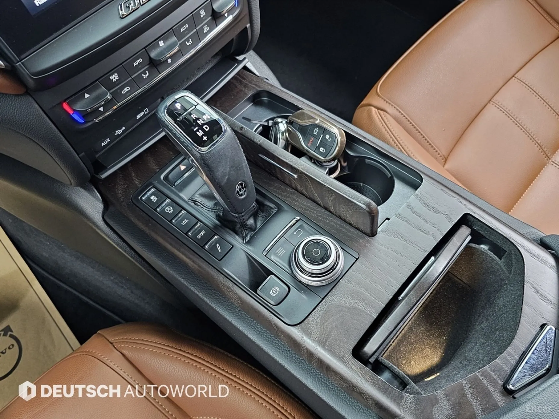 Maserati Ghibli превью 9