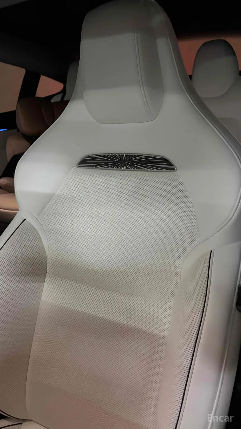 Tesla Model 3 превью 11