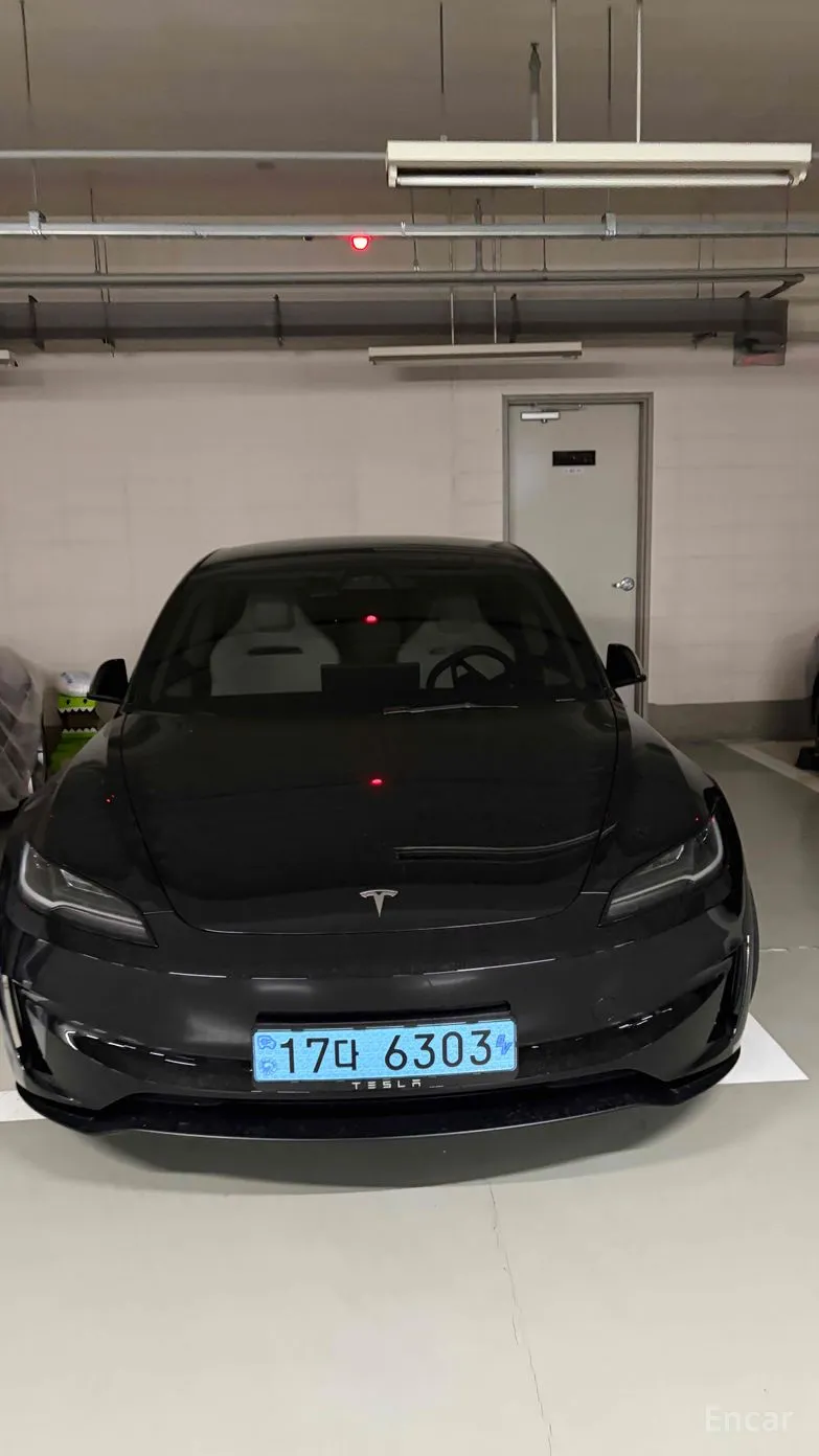 Tesla Model 3 превью 16