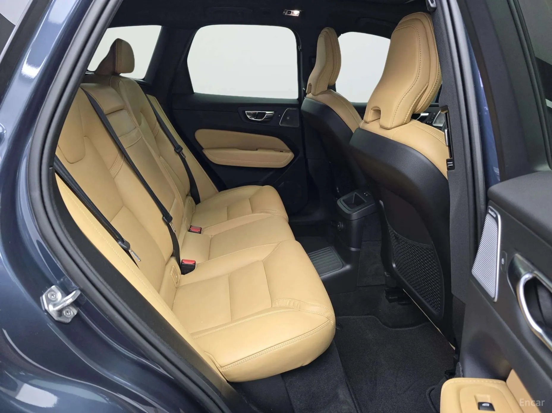 Volvo XC60 Gen 2 превью 11