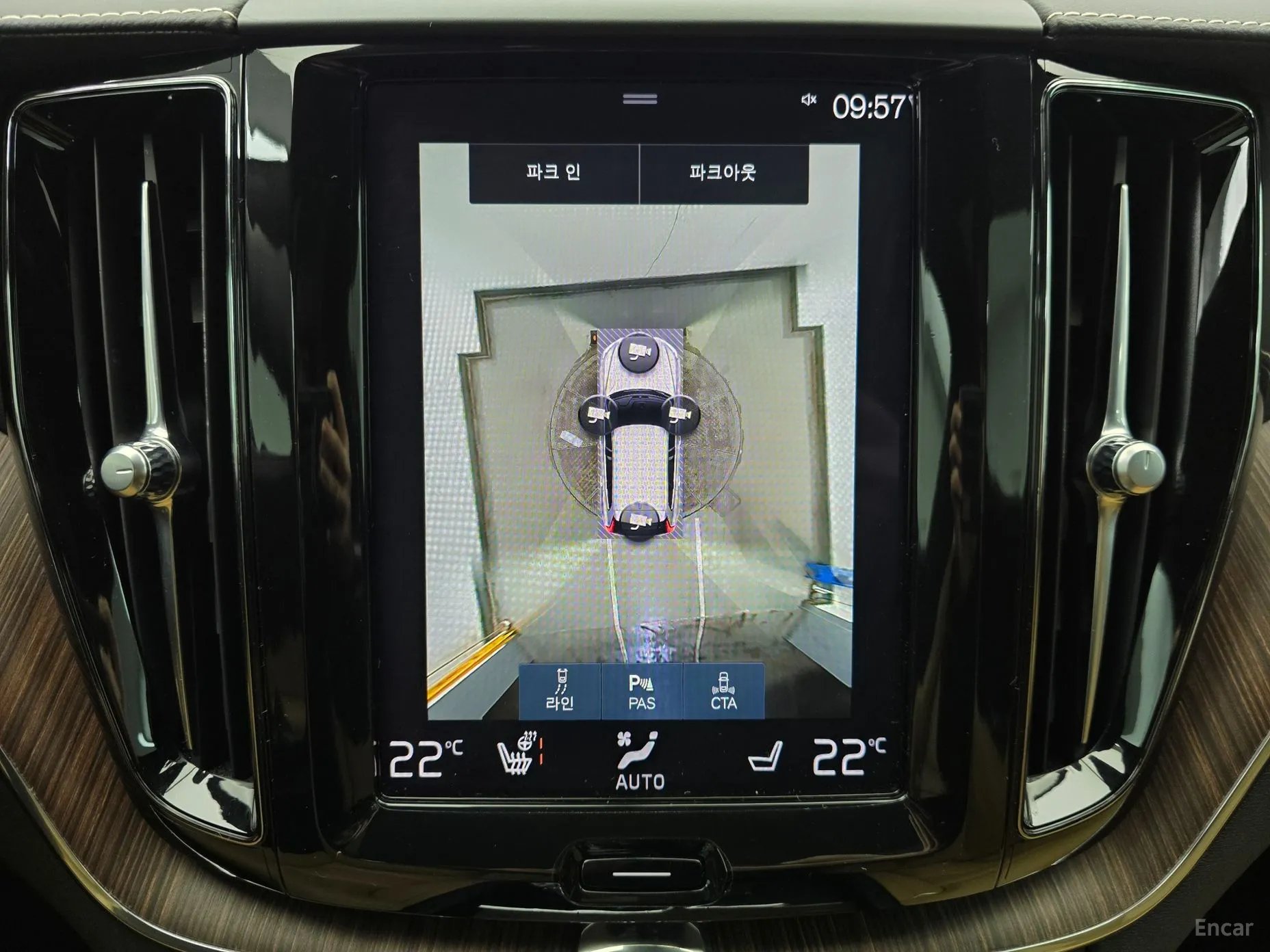 Volvo XC60 Gen 2 превью 15