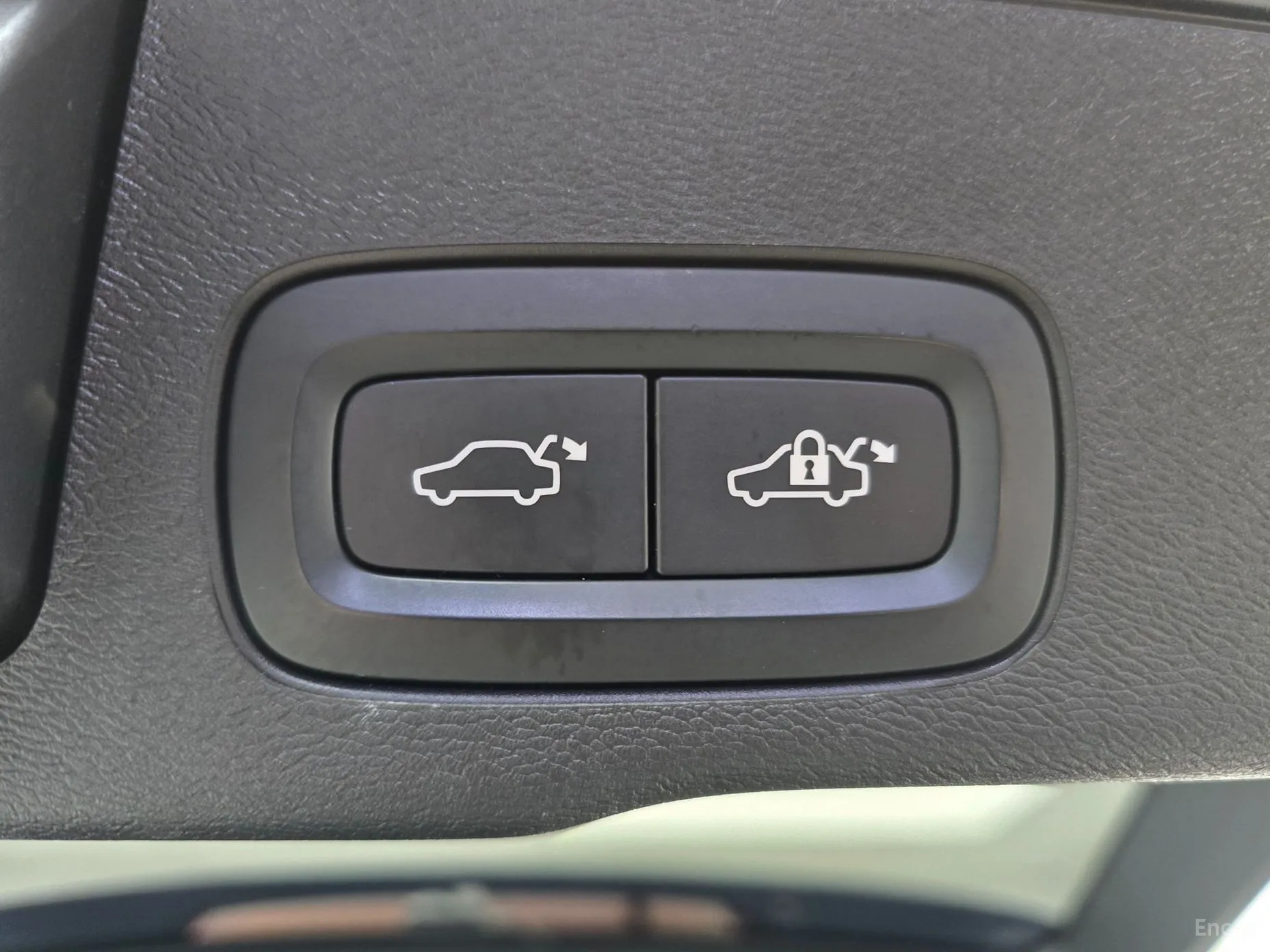 Volvo XC60 Gen 2 превью 20