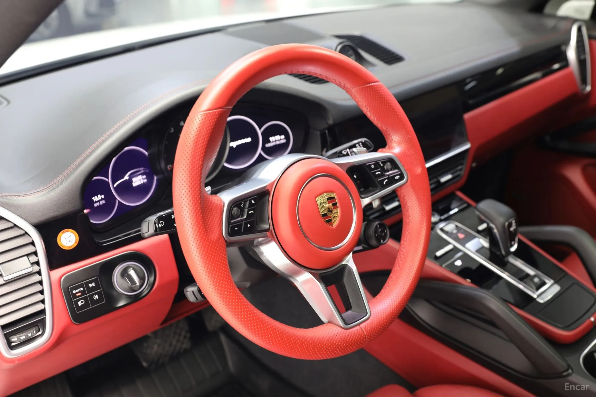 Porsche Cayenne (PO536) превью 8