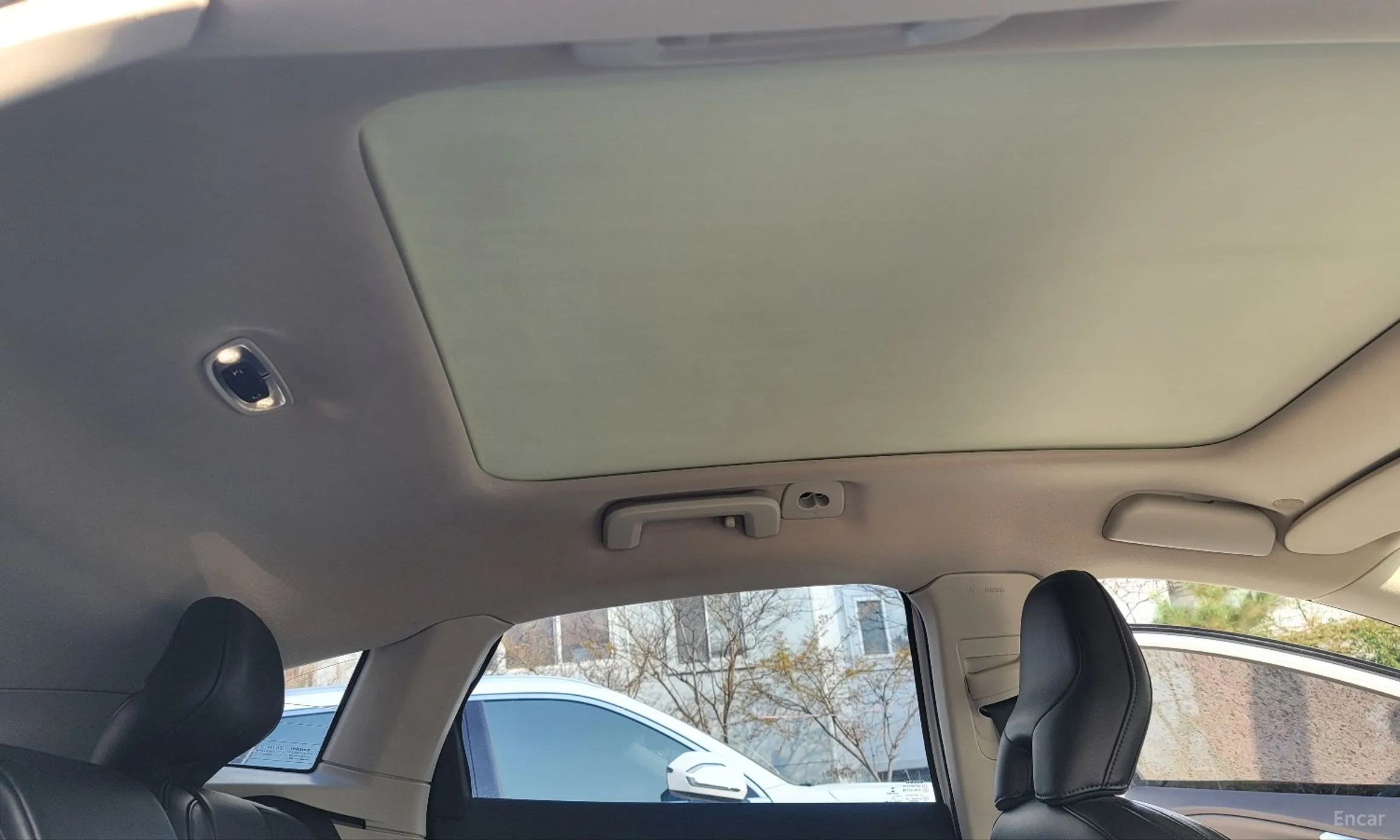 Volvo V40 превью 16