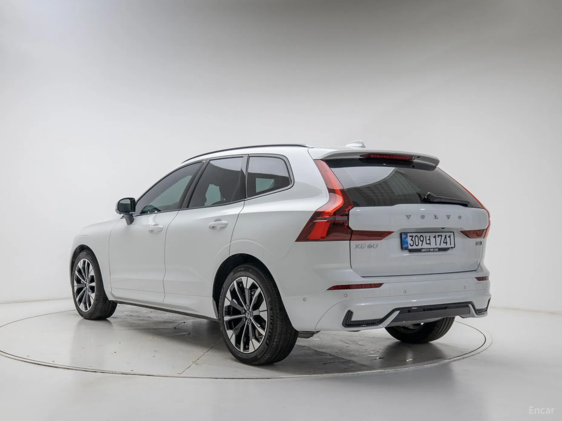 Volvo XC60 Gen 2 превью 2