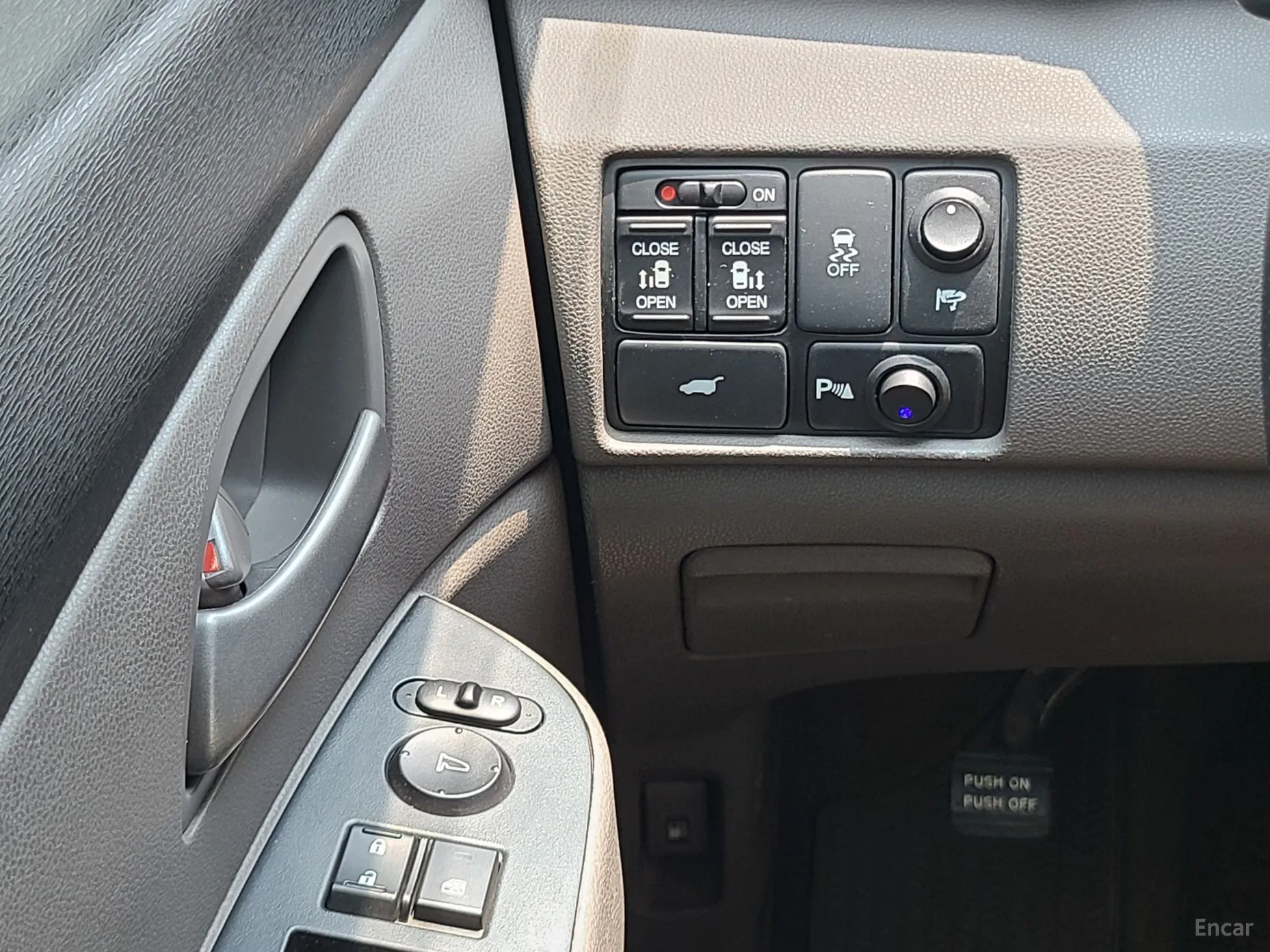 Honda Odyssey превью 13