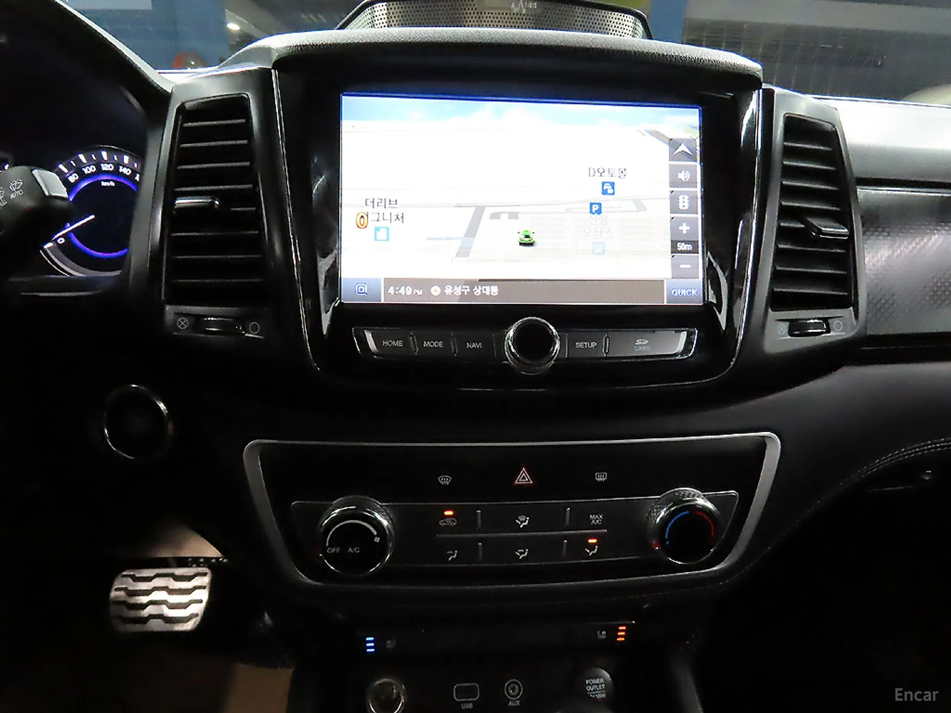 KG Mobility (SsangYong) Rexton Sports превью 18