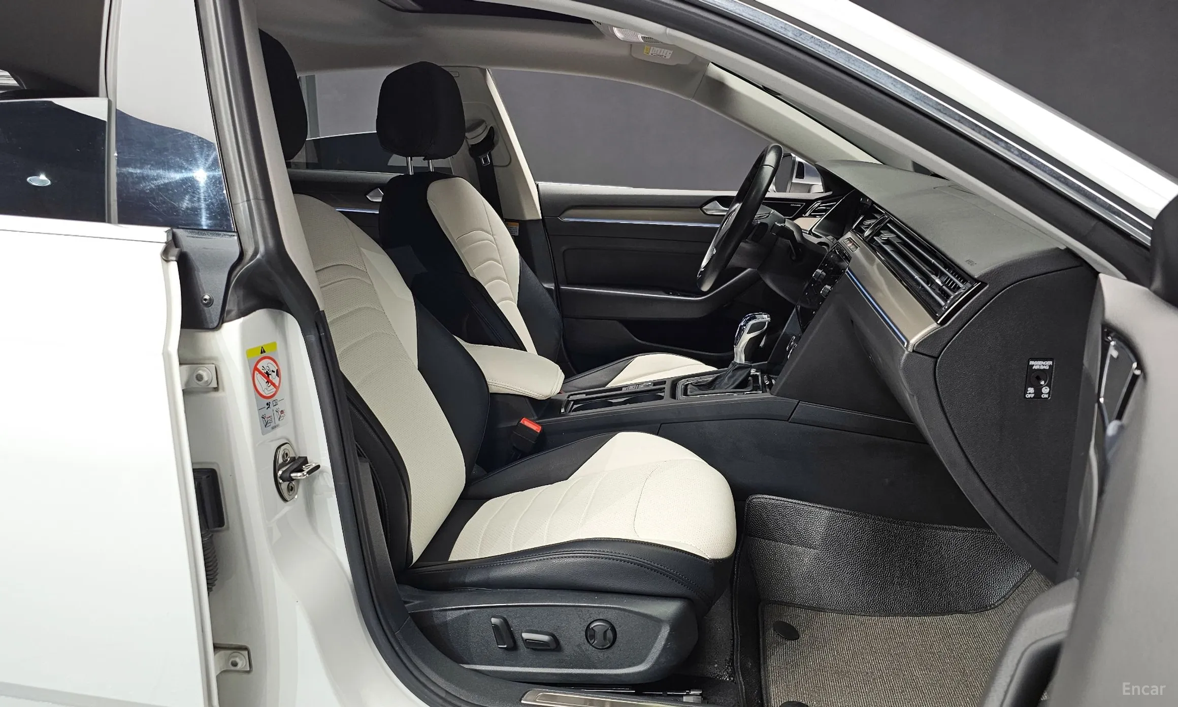 Volkswagen Ateon превью 10