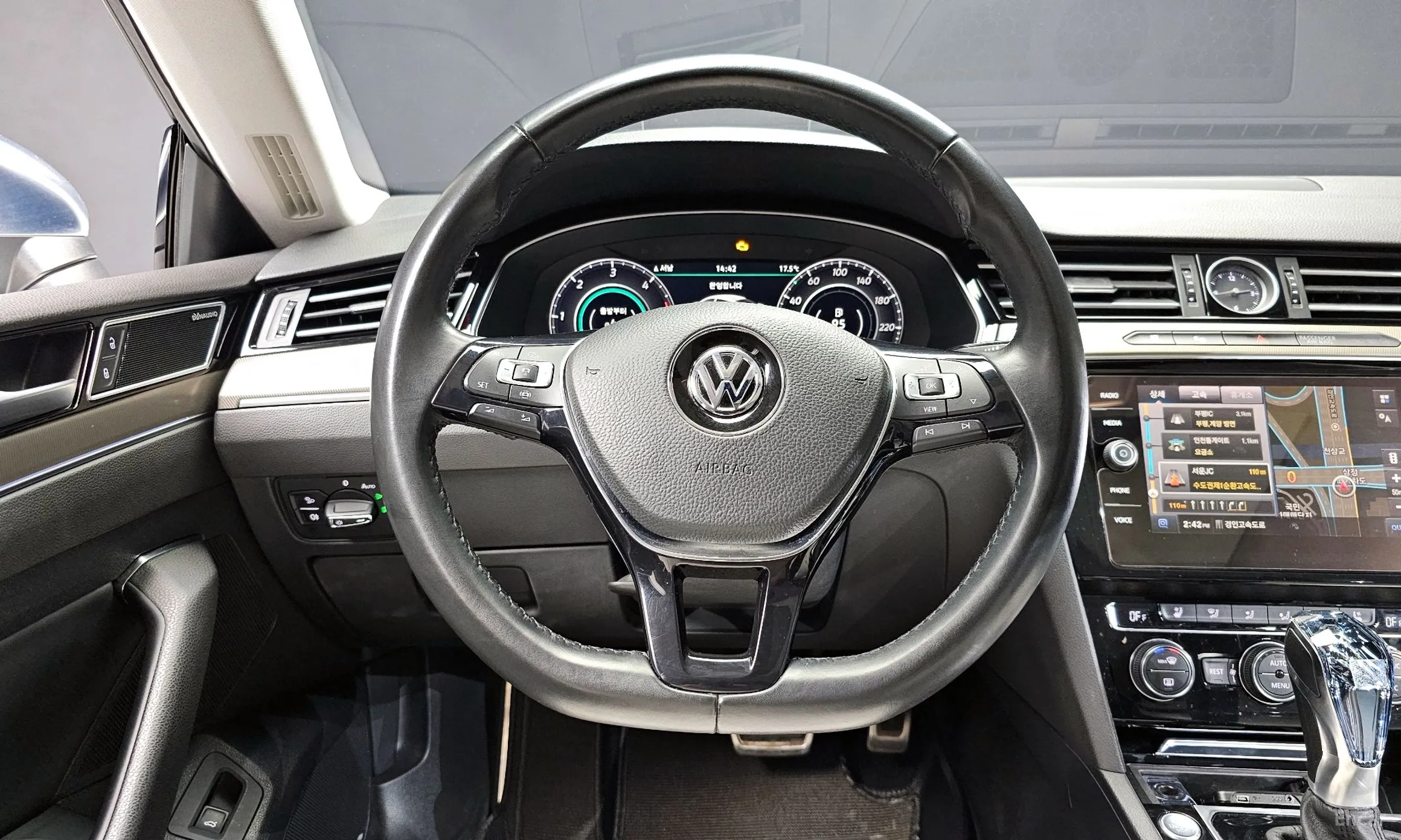 Volkswagen Ateon превью 13
