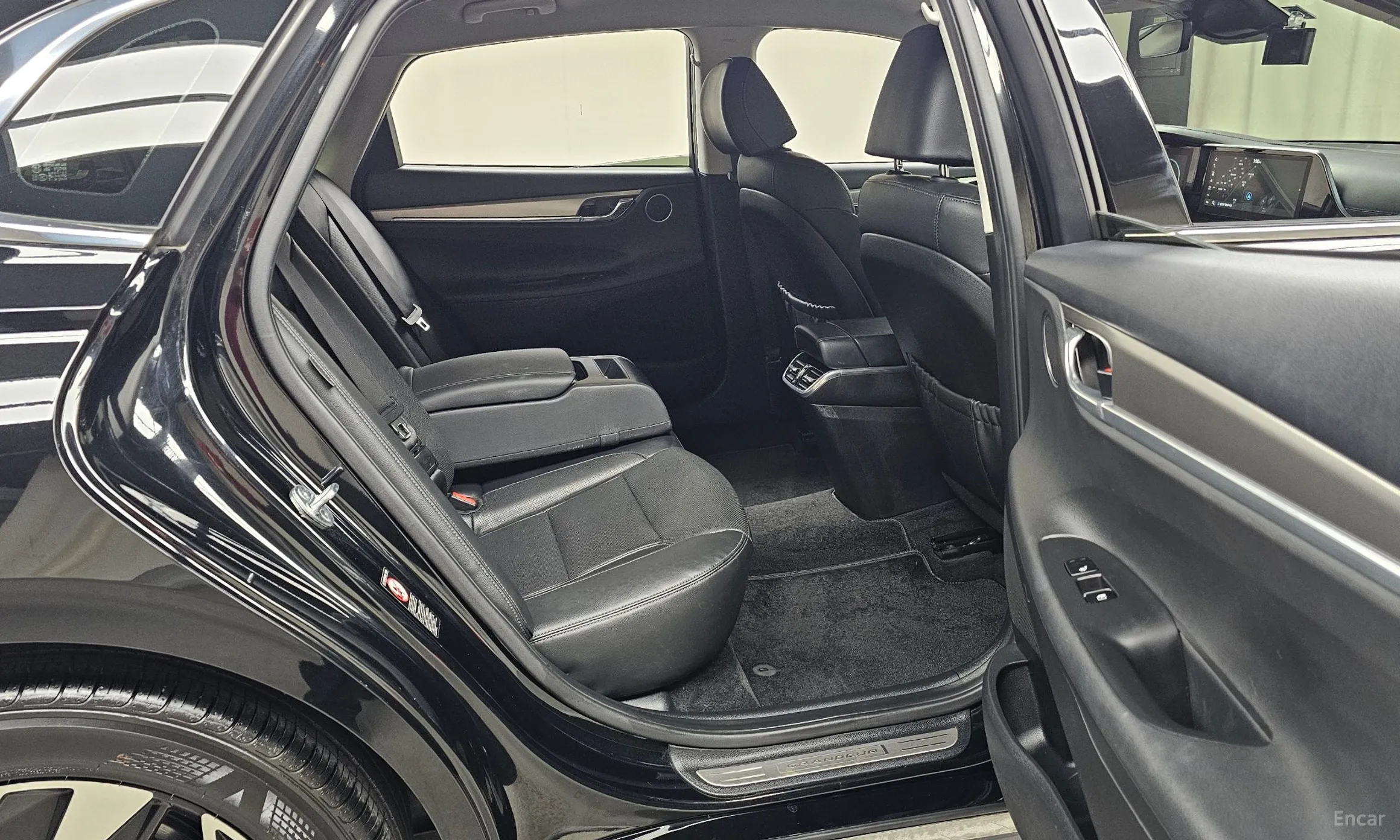 Hyundai Grandeur IG Hybrid превью 12