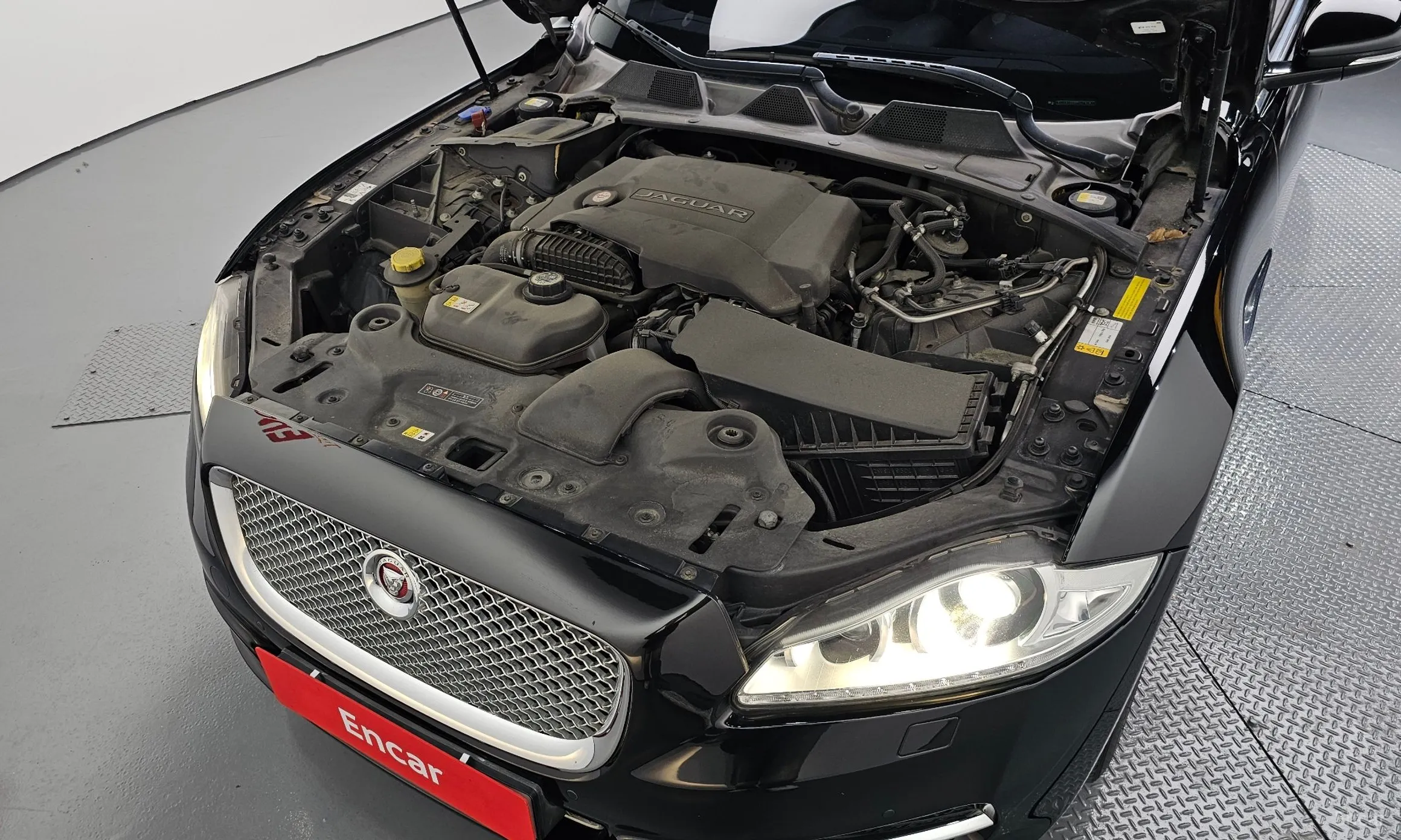 Jaguar All New XJ превью 6