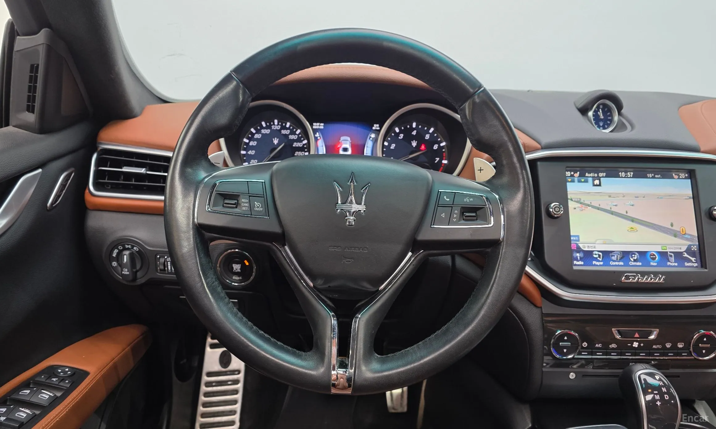 Maserati Ghibli превью 13