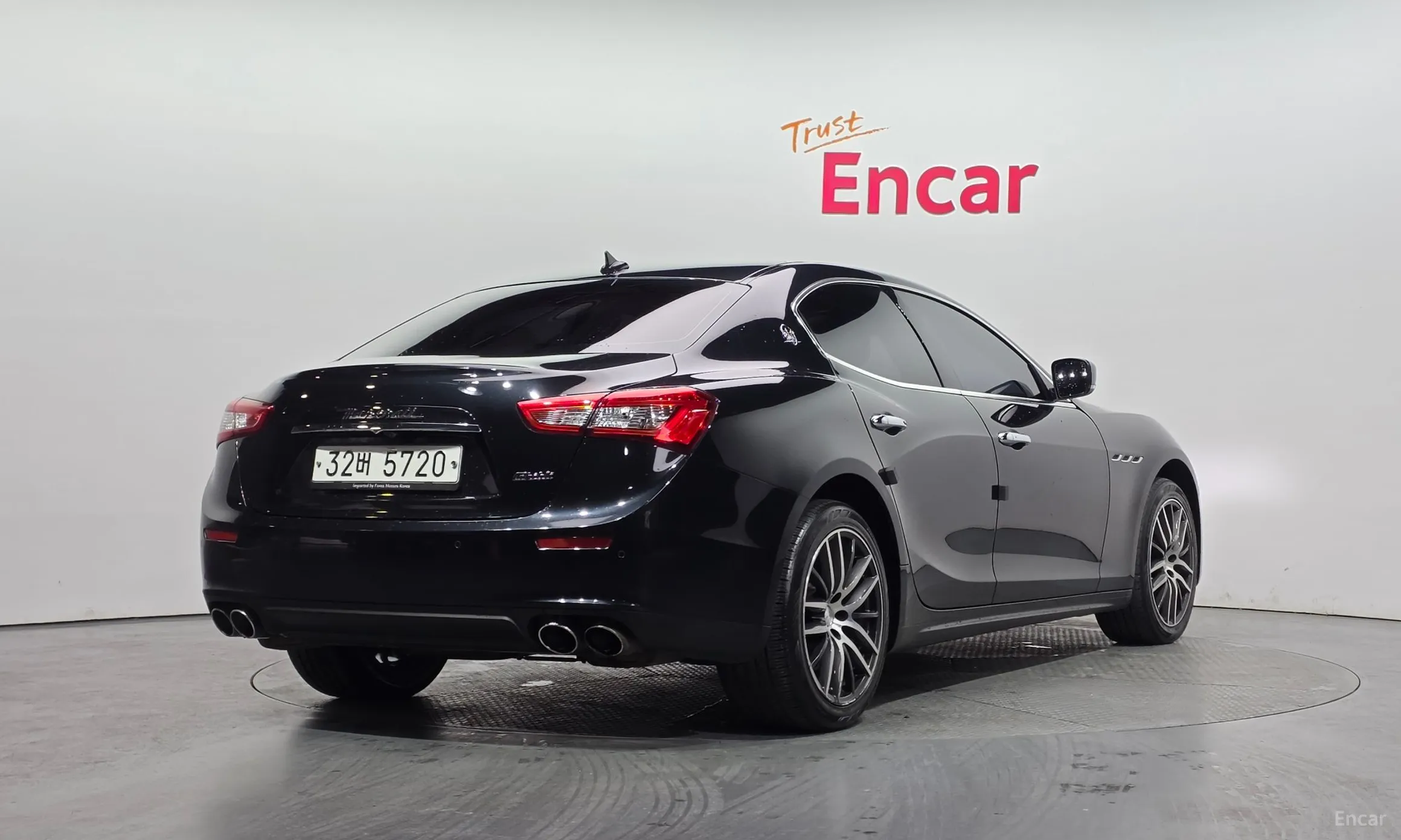 Maserati Ghibli превью 2
