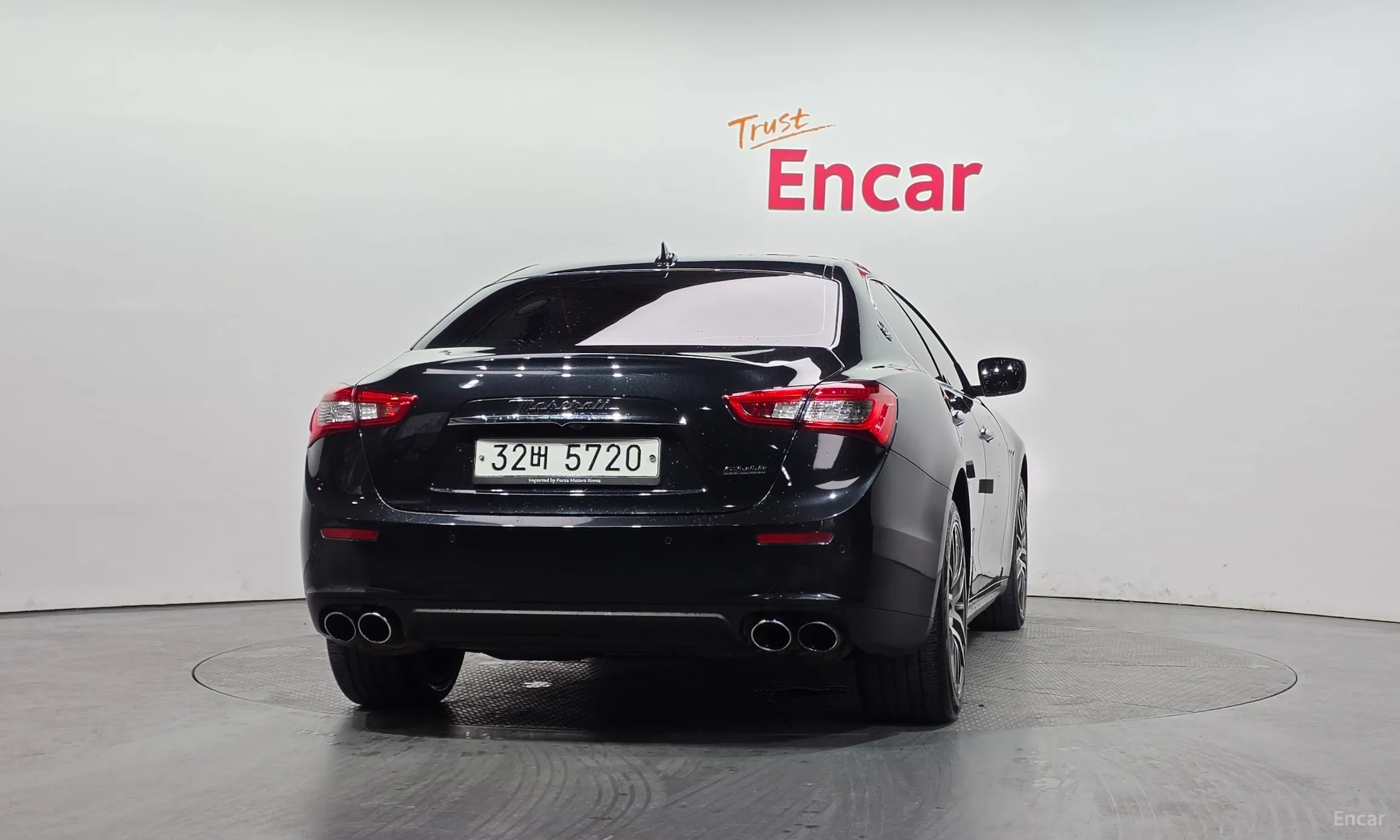 Maserati Ghibli превью 4