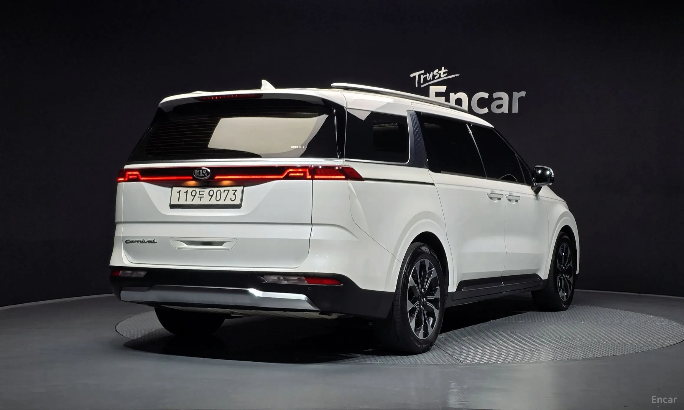 Kia Carnival Gen 4 превью 2