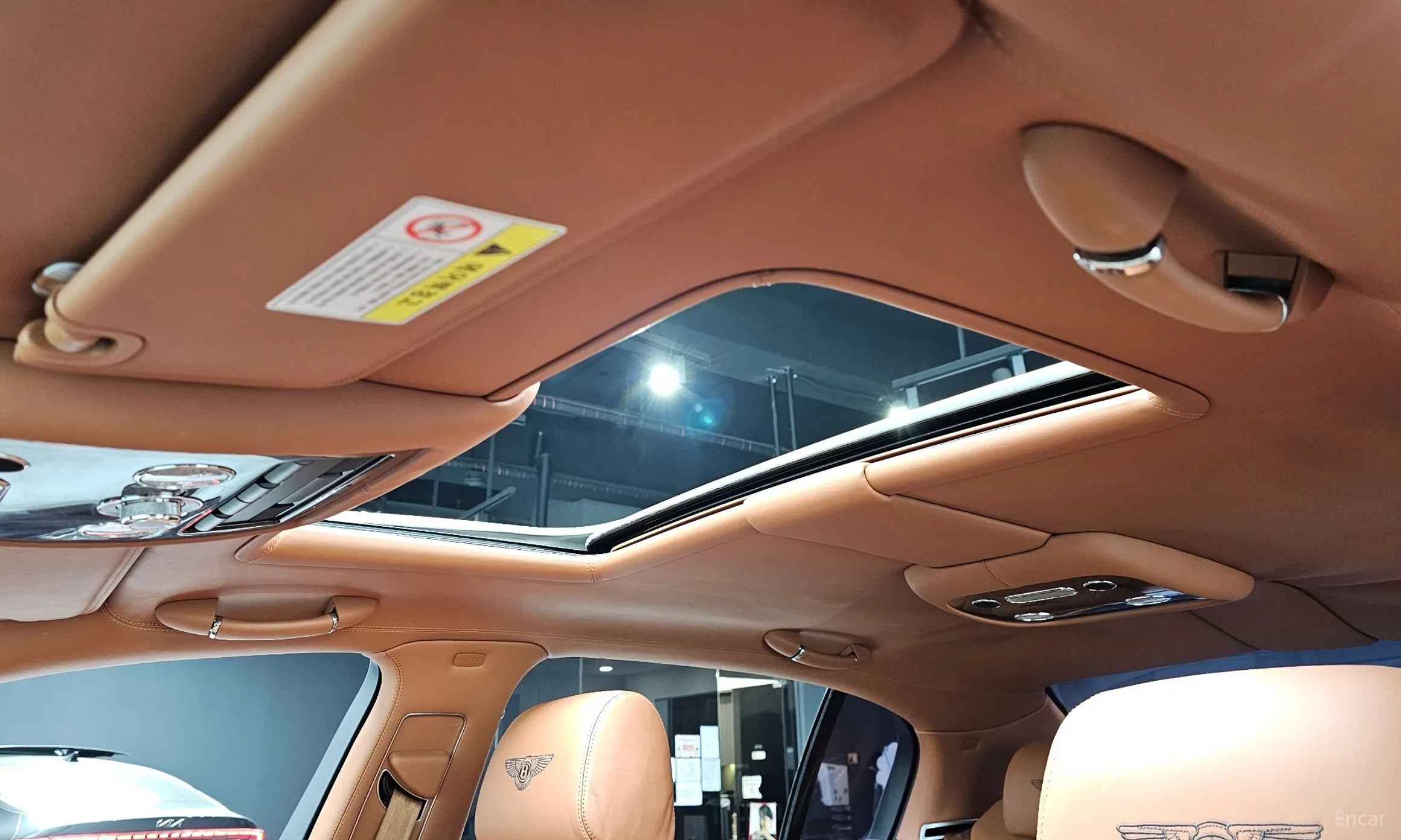 Bentley Flying Spur Gen 1 превью 16