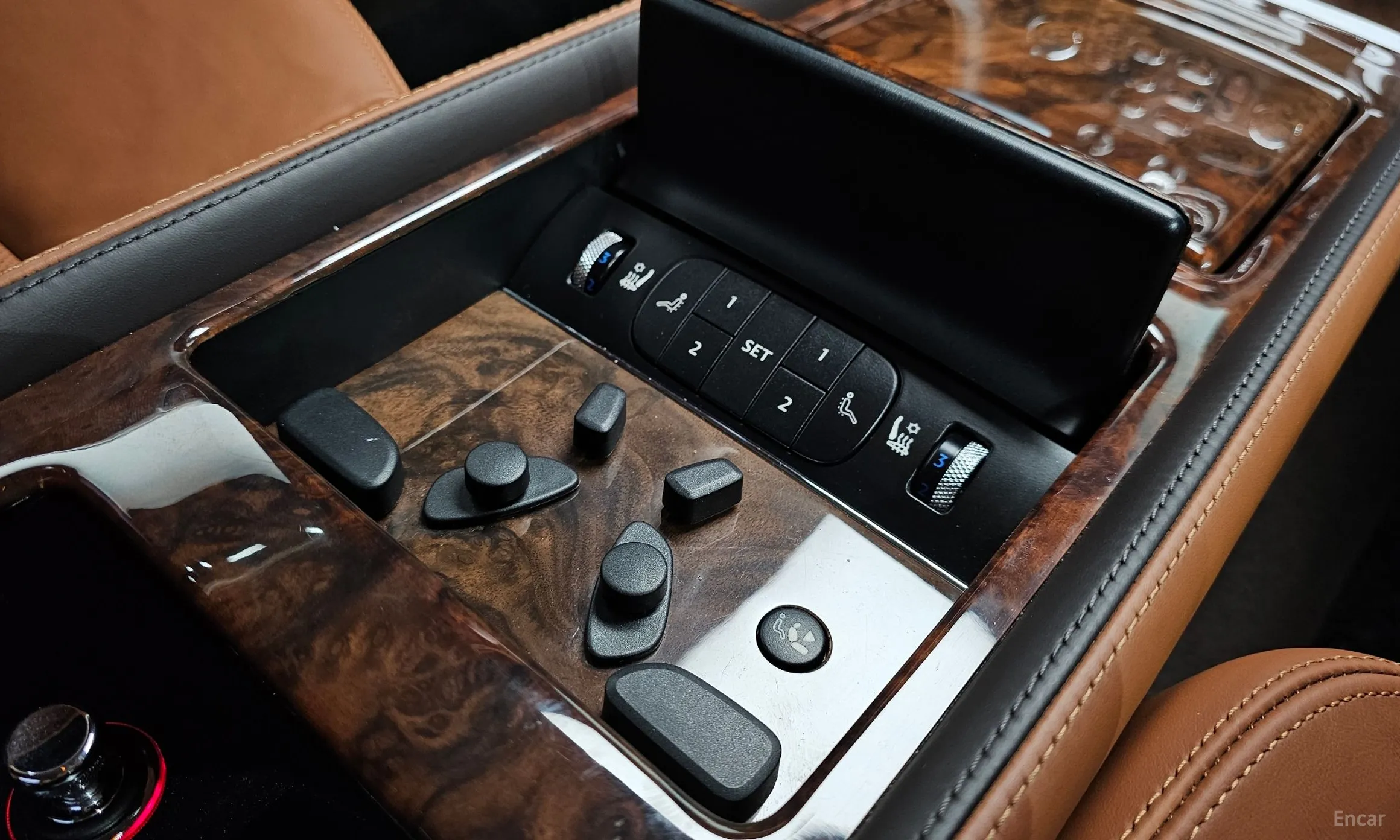 Bentley Flying Spur Gen 1 превью 19