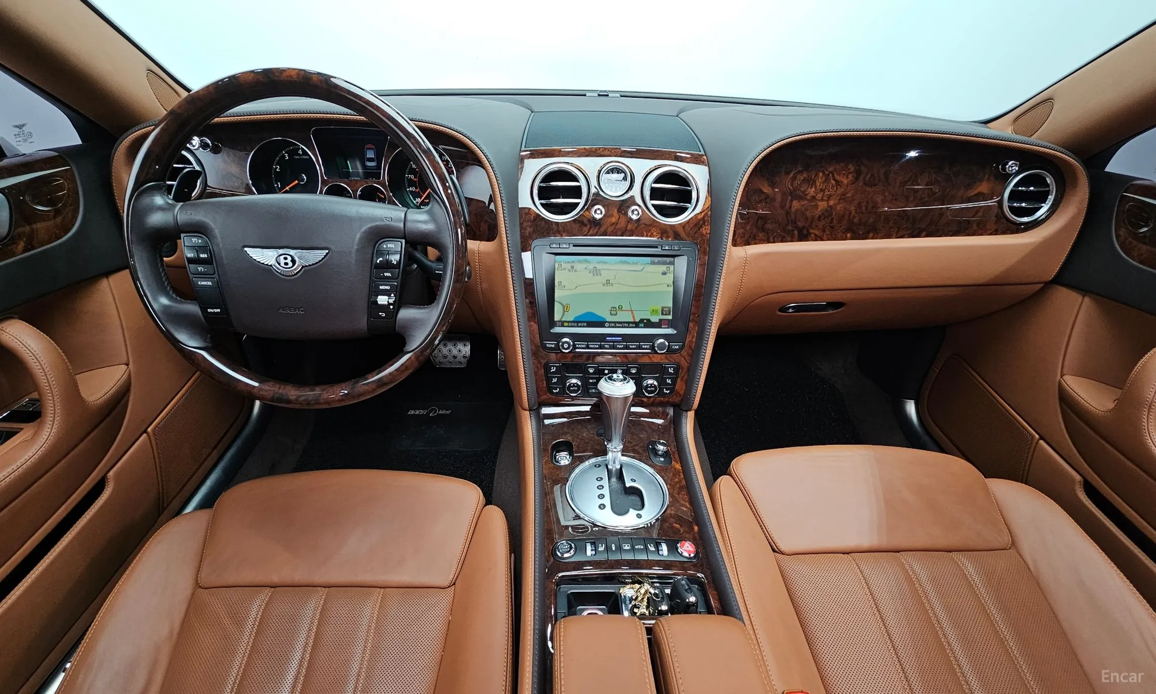 Bentley Flying Spur Gen 1 превью 7