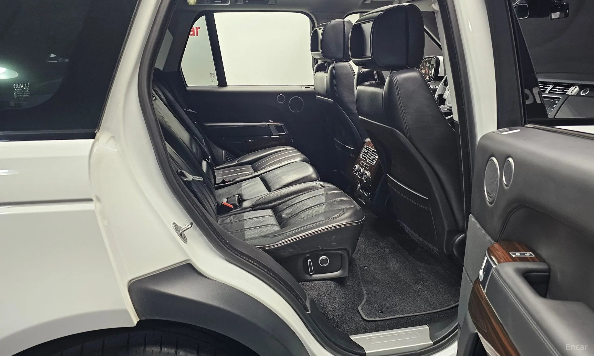 Land Rover Range Rover 4th Generation превью 12