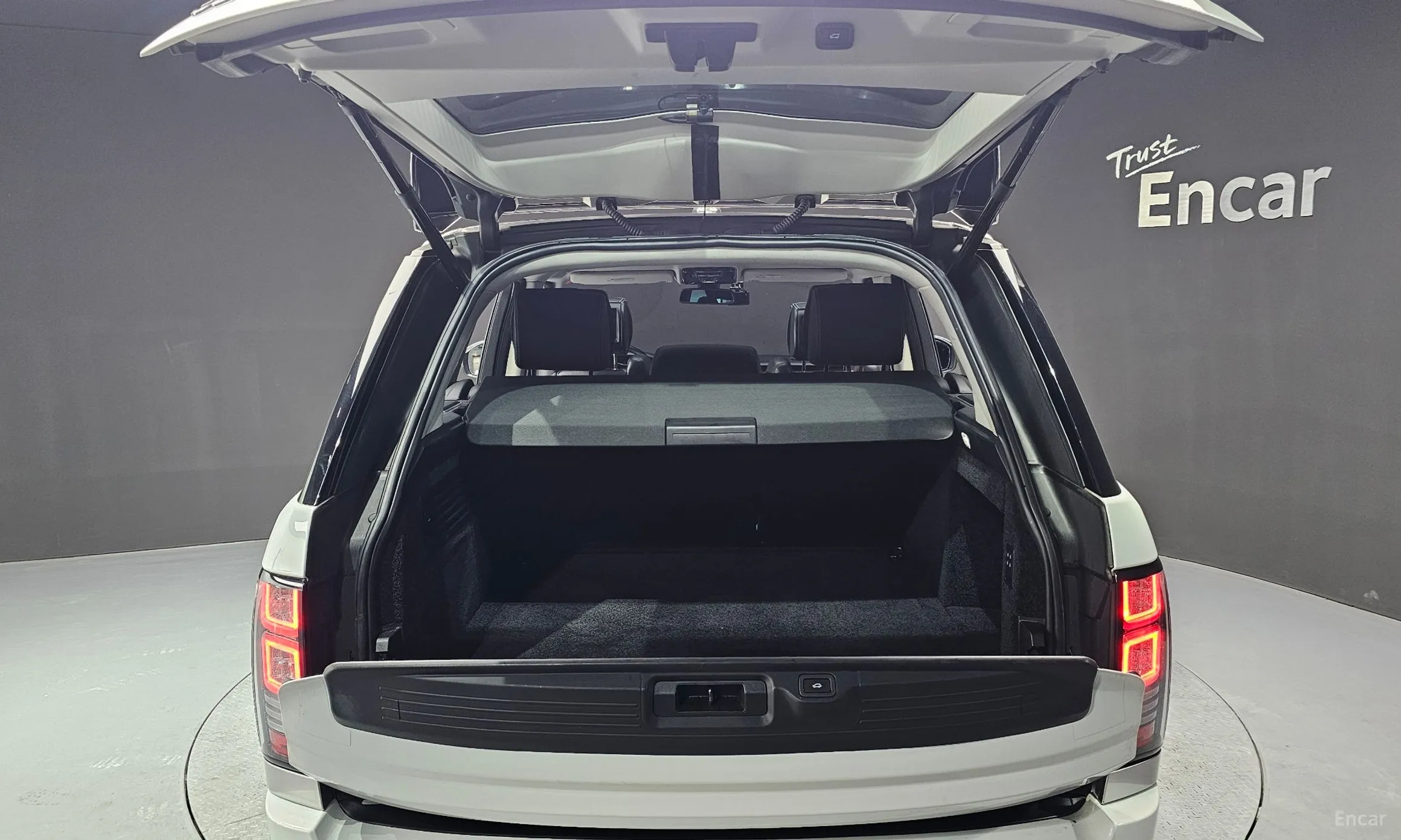 Land Rover Range Rover 4th Generation превью 20