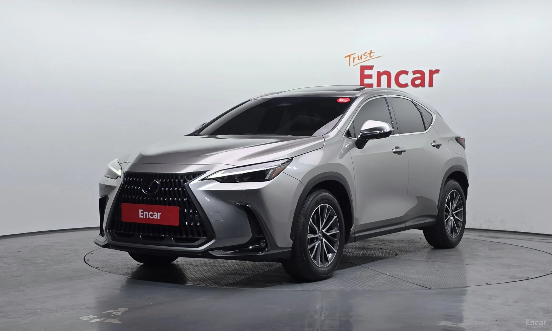 Lexus NX450h + 2nd Gen