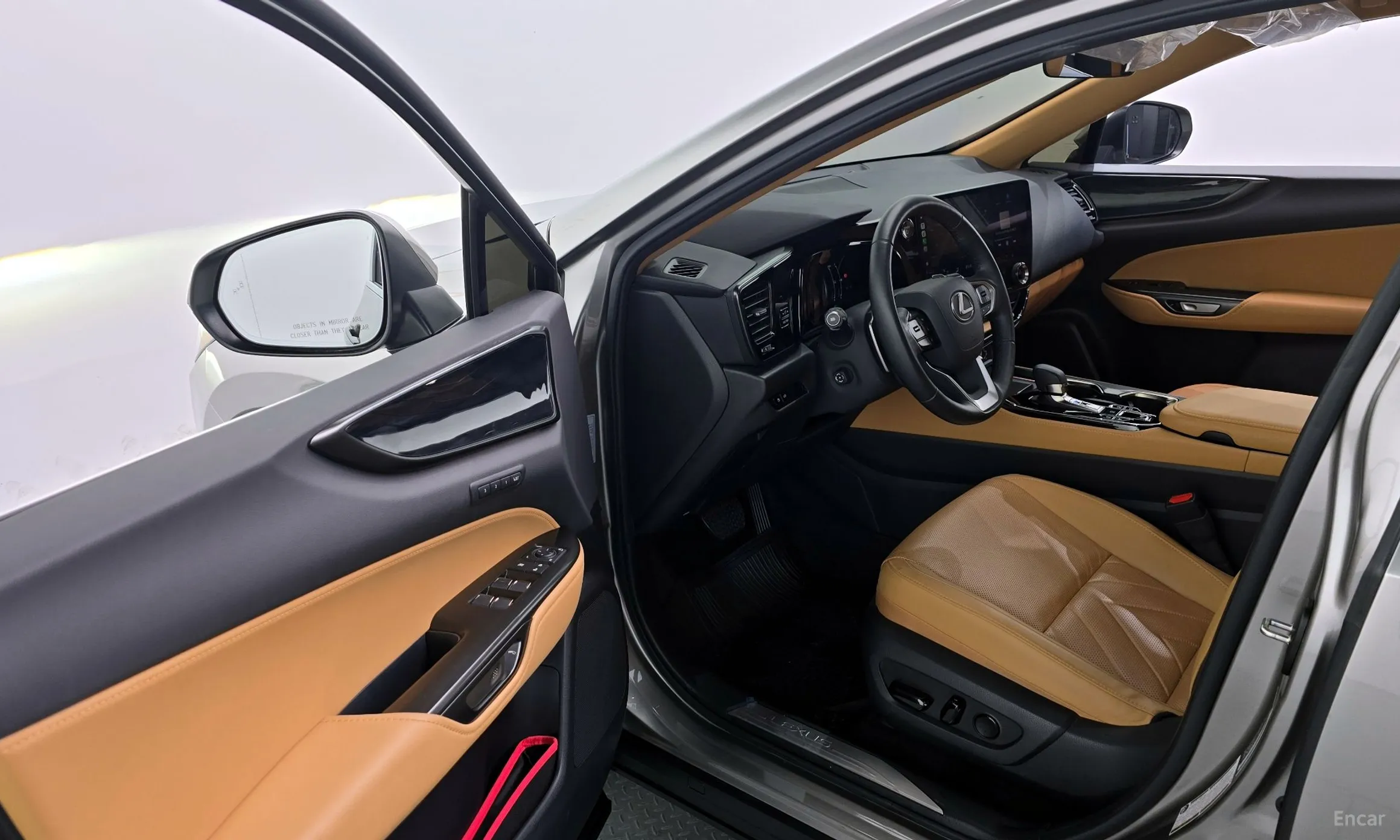 Lexus NX450h + 2nd Gen превью 10