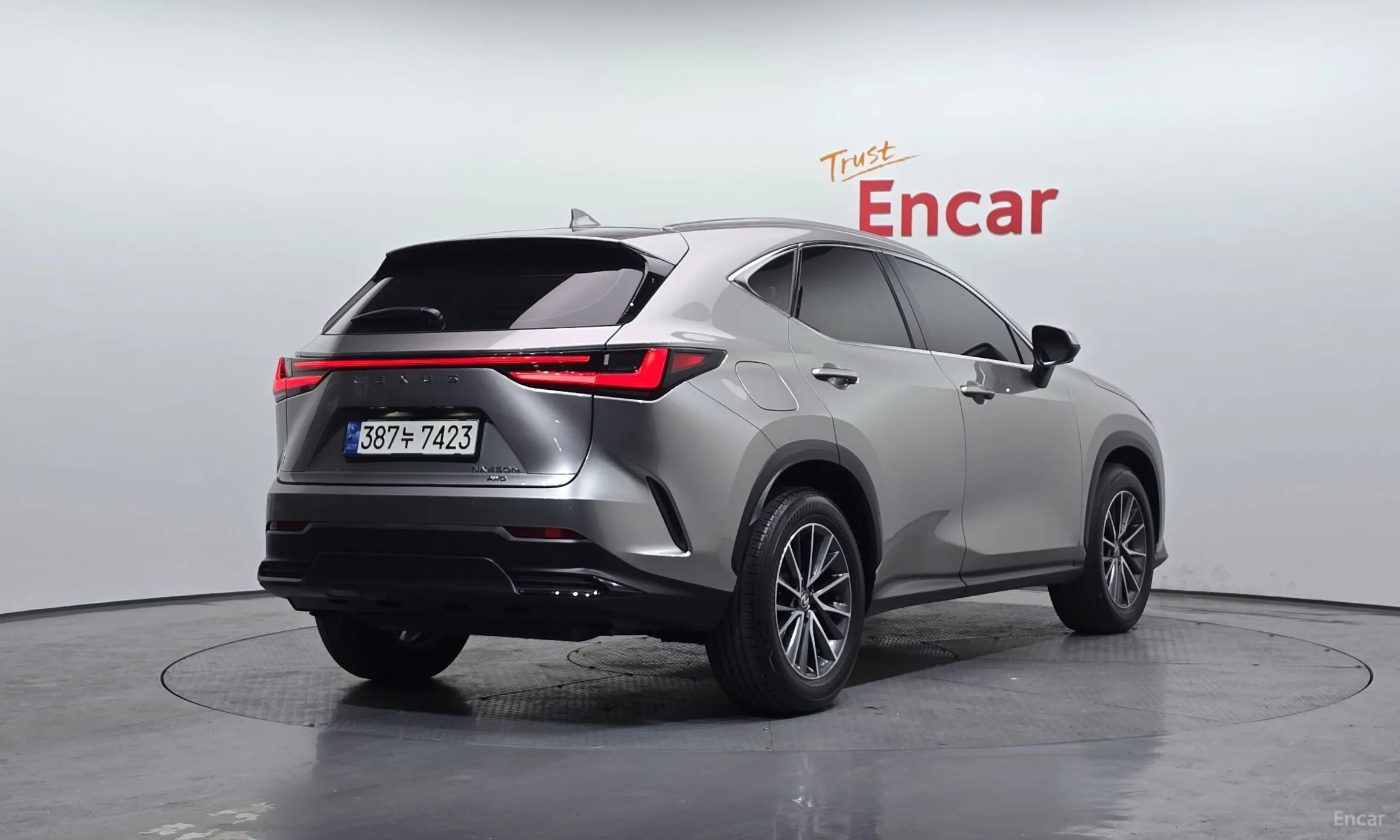 Lexus NX450h + 2nd Gen