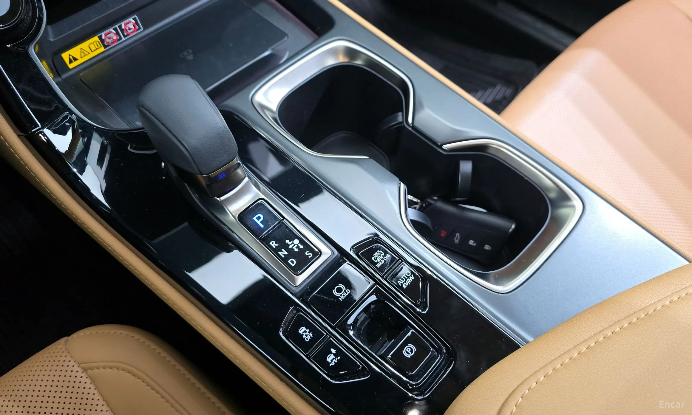 Lexus NX450h + 2nd Gen превью 9