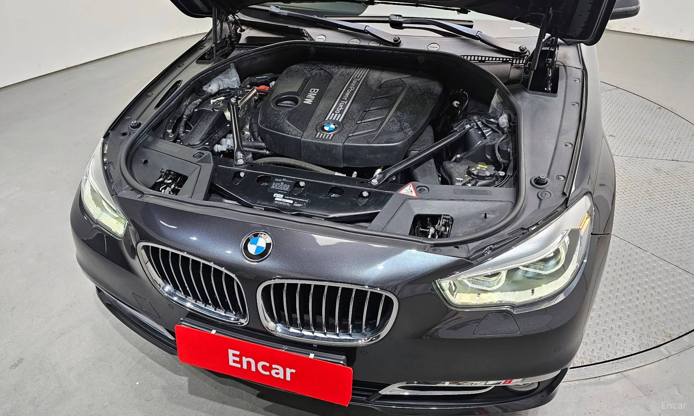 BMW 5 Series GT (F07) превью 6